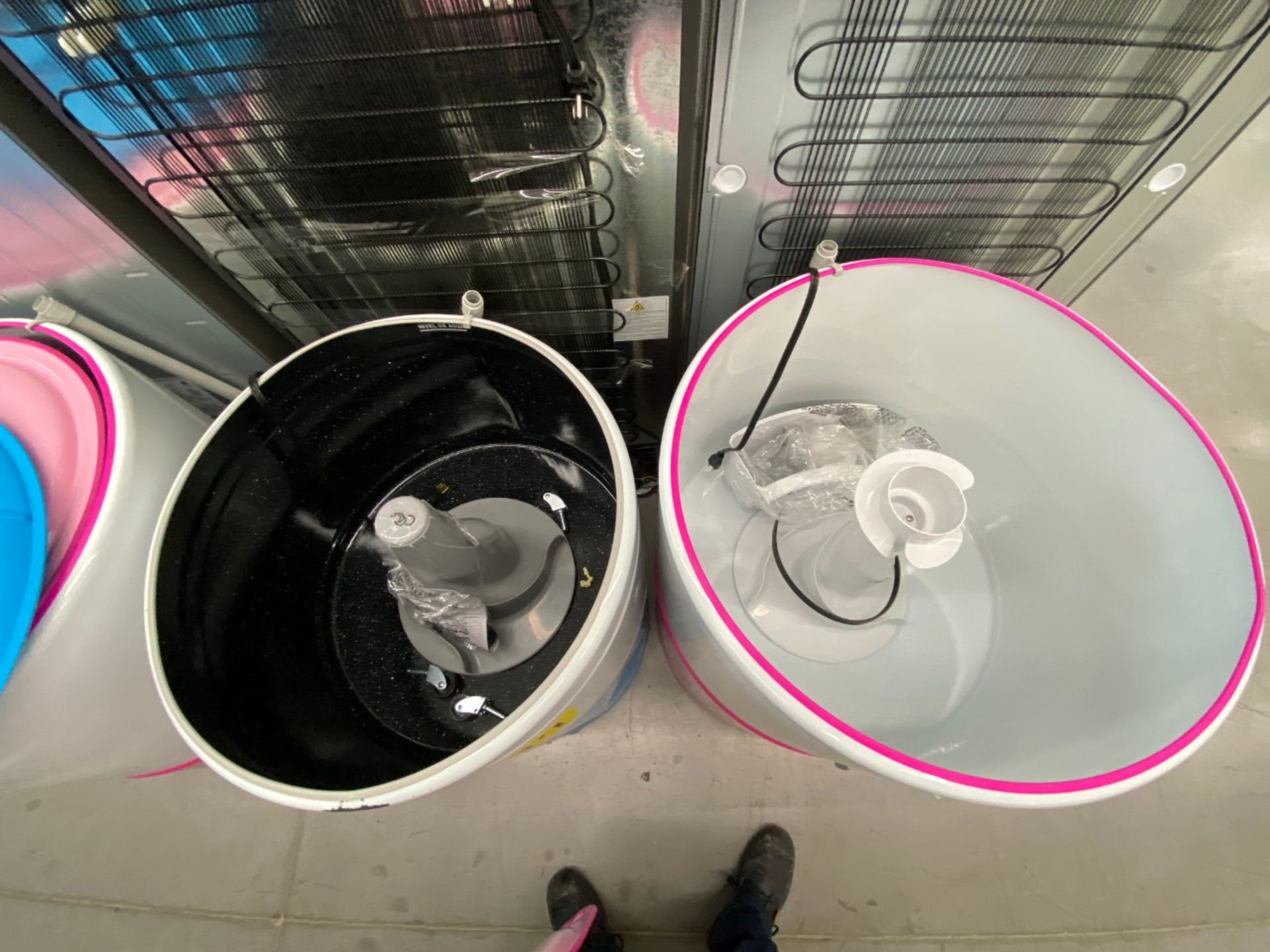 Lote conformado por 2 lavadoras: 1 Lavadora de 14 KG, Marca Koblenz, Modelo LRKW14B - Image 7 of 9