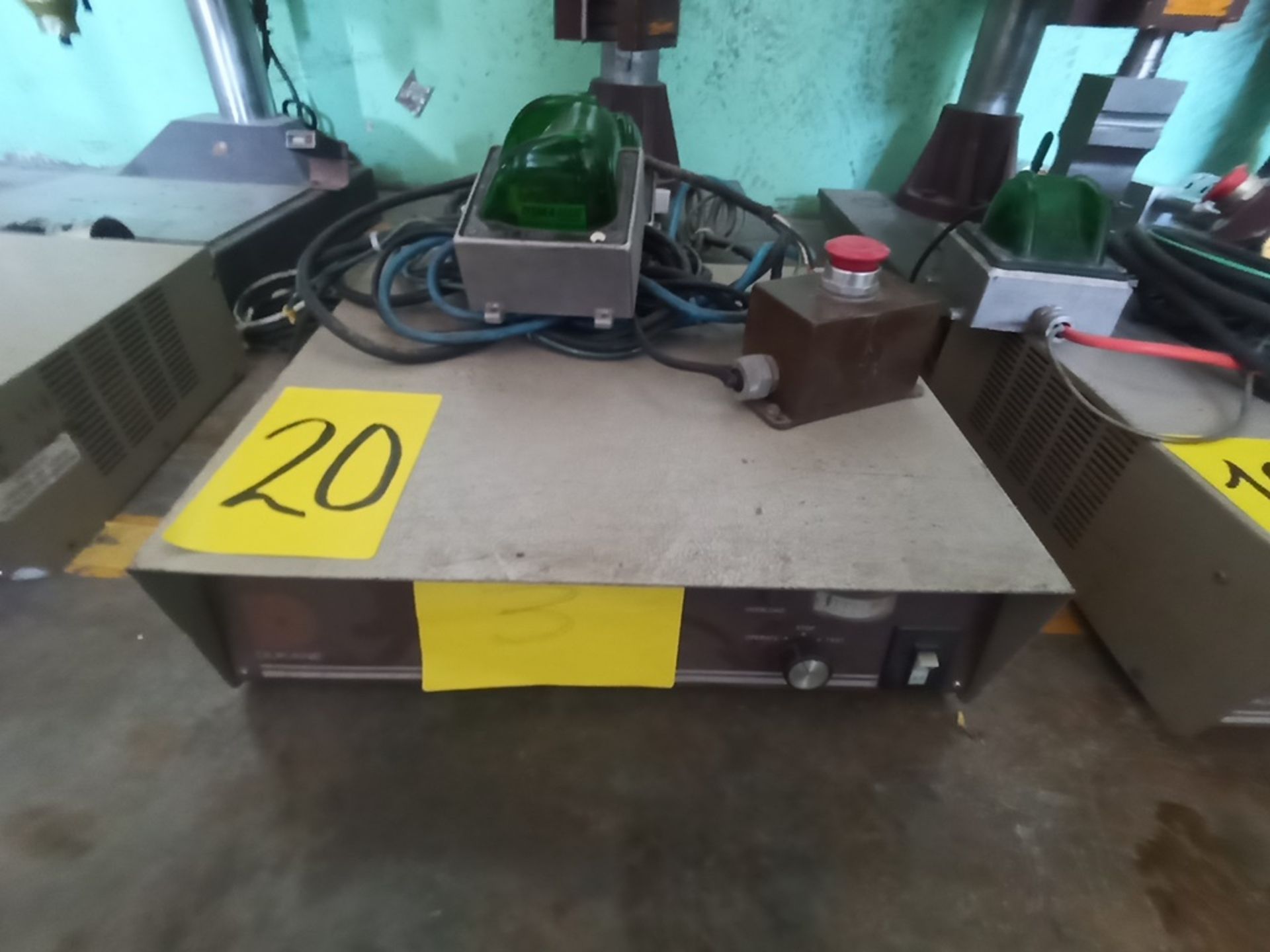 Dukane ultrasonic welder, Model 43a250, S/N 14066 110V/60Hz - Image 13 of 16