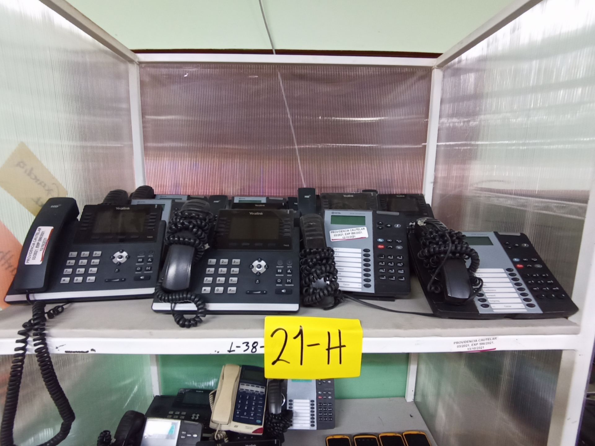 Lot of 20 Office Telephones, different brands, Please inspect.