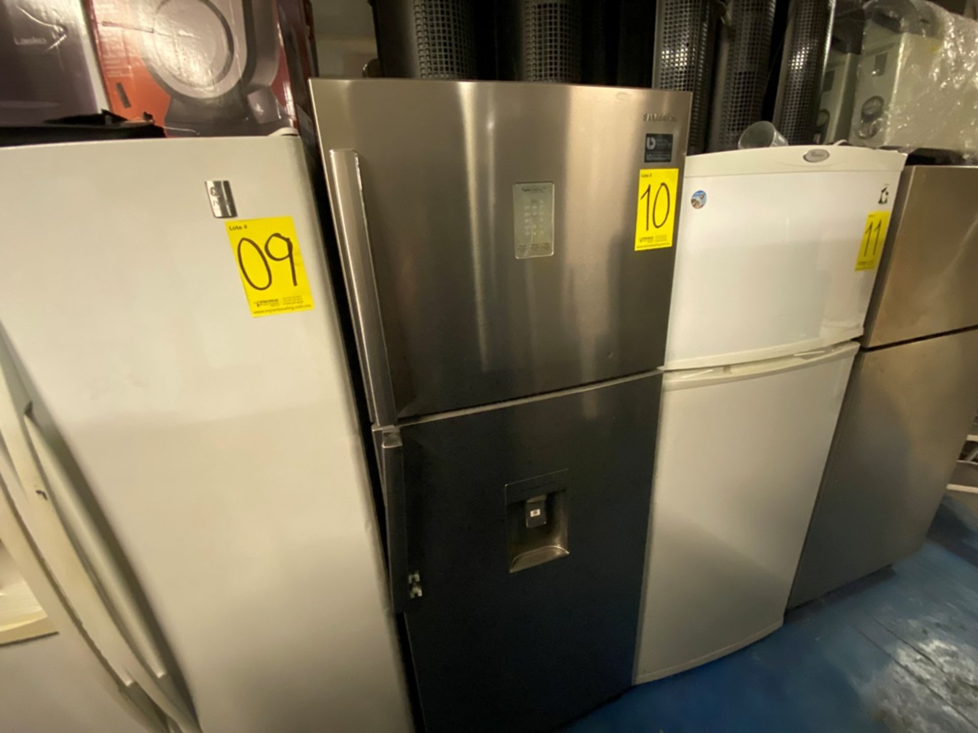 Refrigerador marca Samsung Modelo RT46K6531SL Serie 0DUW4DBH801202N Color gris, detalles estéticos,