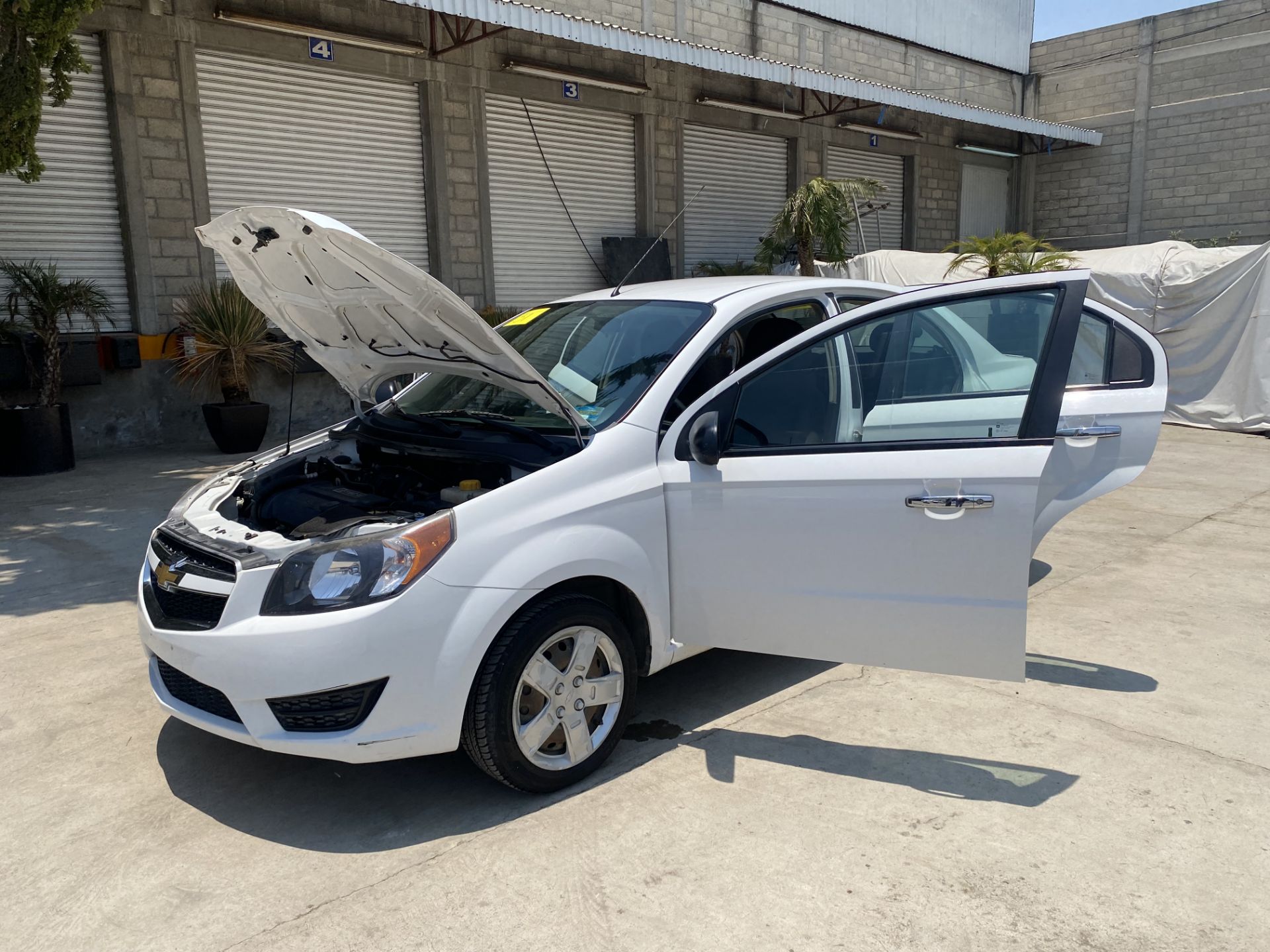 Vehículo marca Chevrolet, Tipo AVEO, Modelo 2018, No. de Serie 3G1TB5CF8JL150990, Transmisión manua - Image 10 of 34