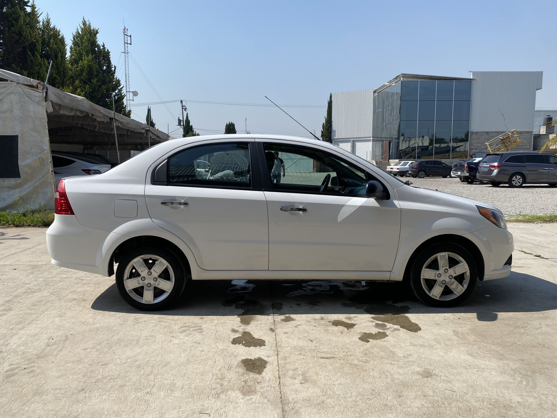 Vehículo marca Chevrolet, Tipo AVEO, Modelo 2017, No. de Serie 3G1TB5CFXHL116267, Transmisión manua - Image 8 of 33