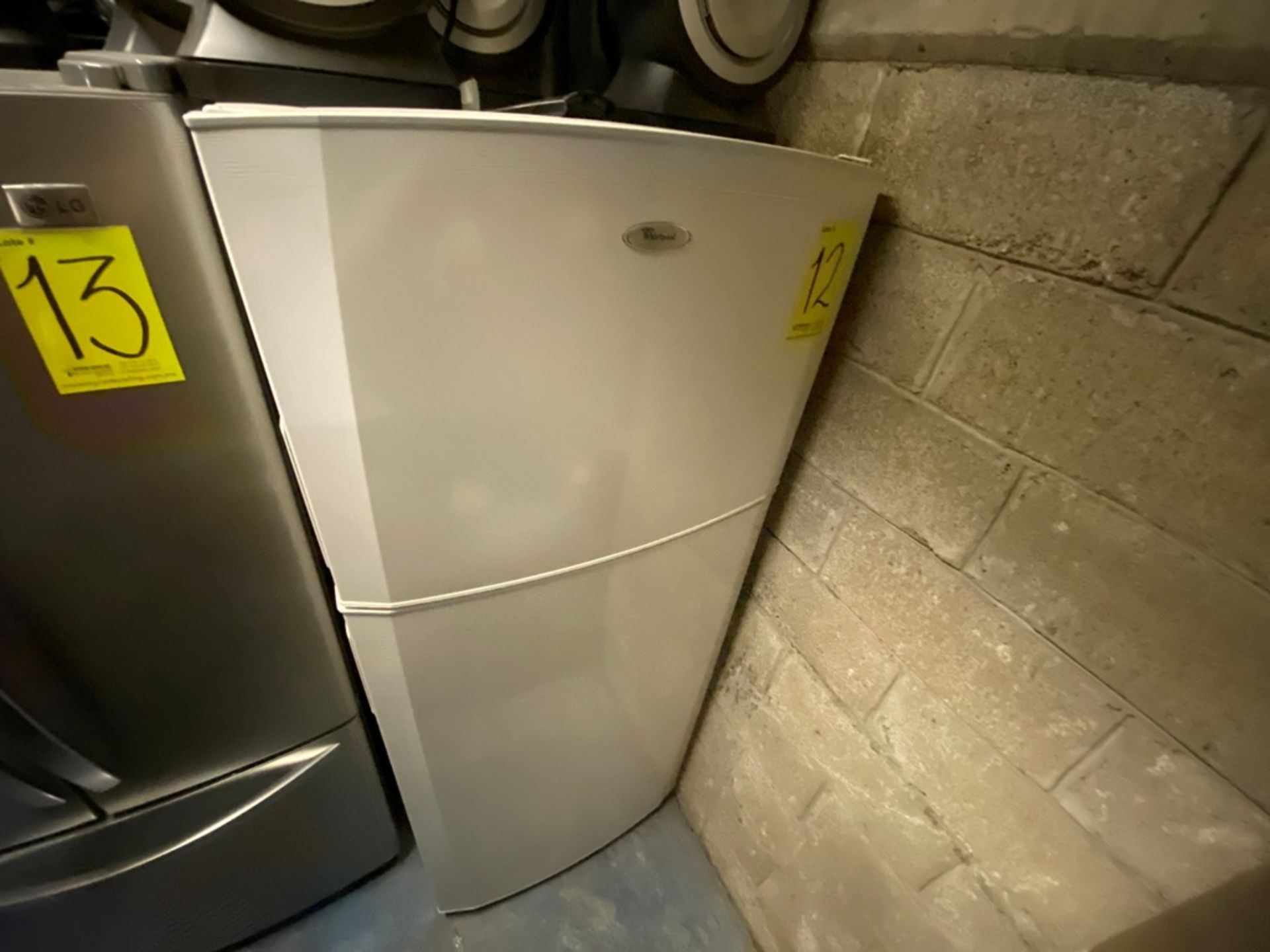 Refrigerador Marca Whirlpool, Modelo WT8002Q Serie VS02347731, Color Blanco Detalles estéticos, fav - Image 2 of 11