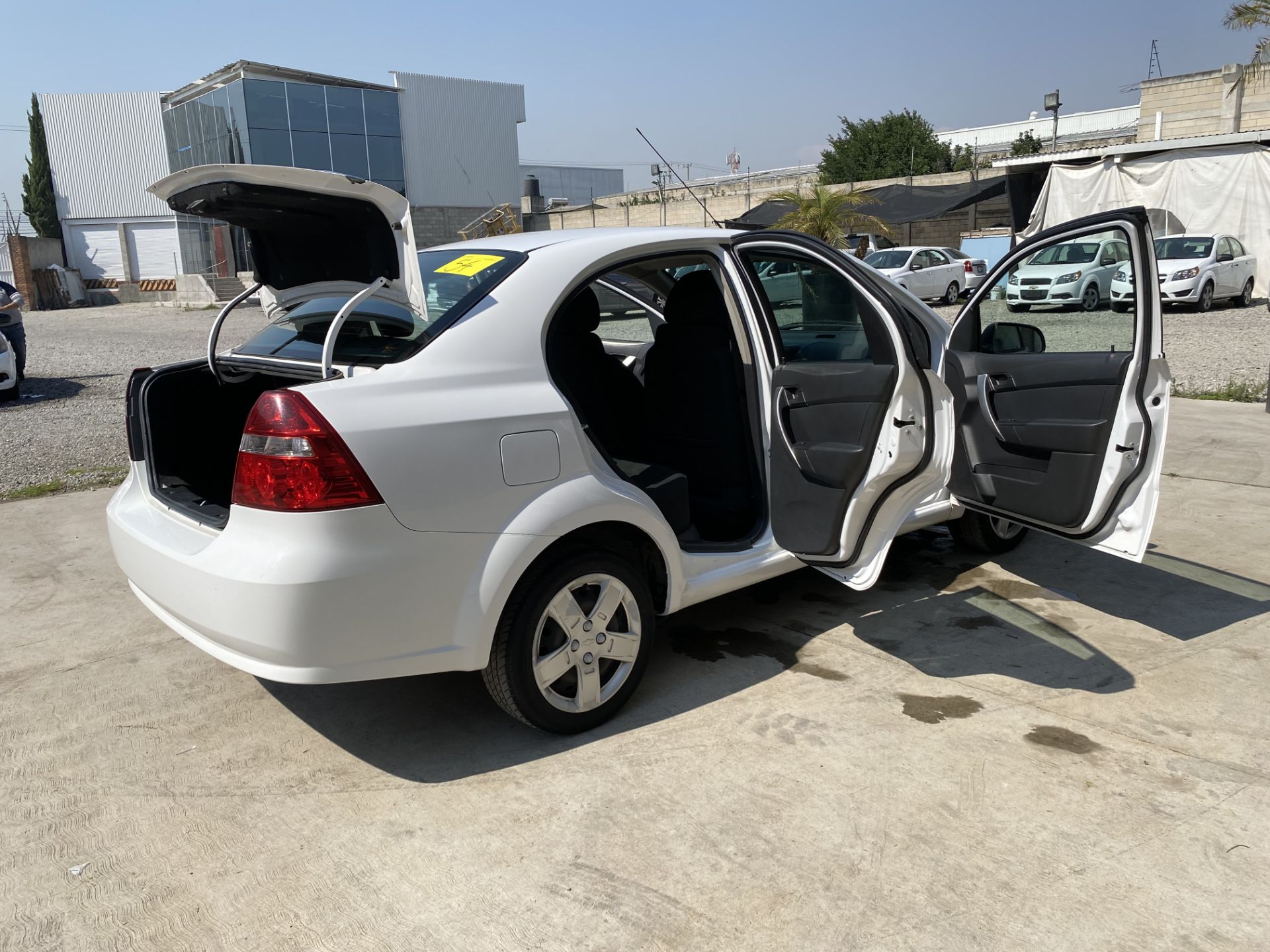 Vehículo marca Chevrolet, Tipo AVEO, Modelo 2017, No. de Serie 3G1TB5CFXHL116267, Transmisión manua - Image 19 of 33