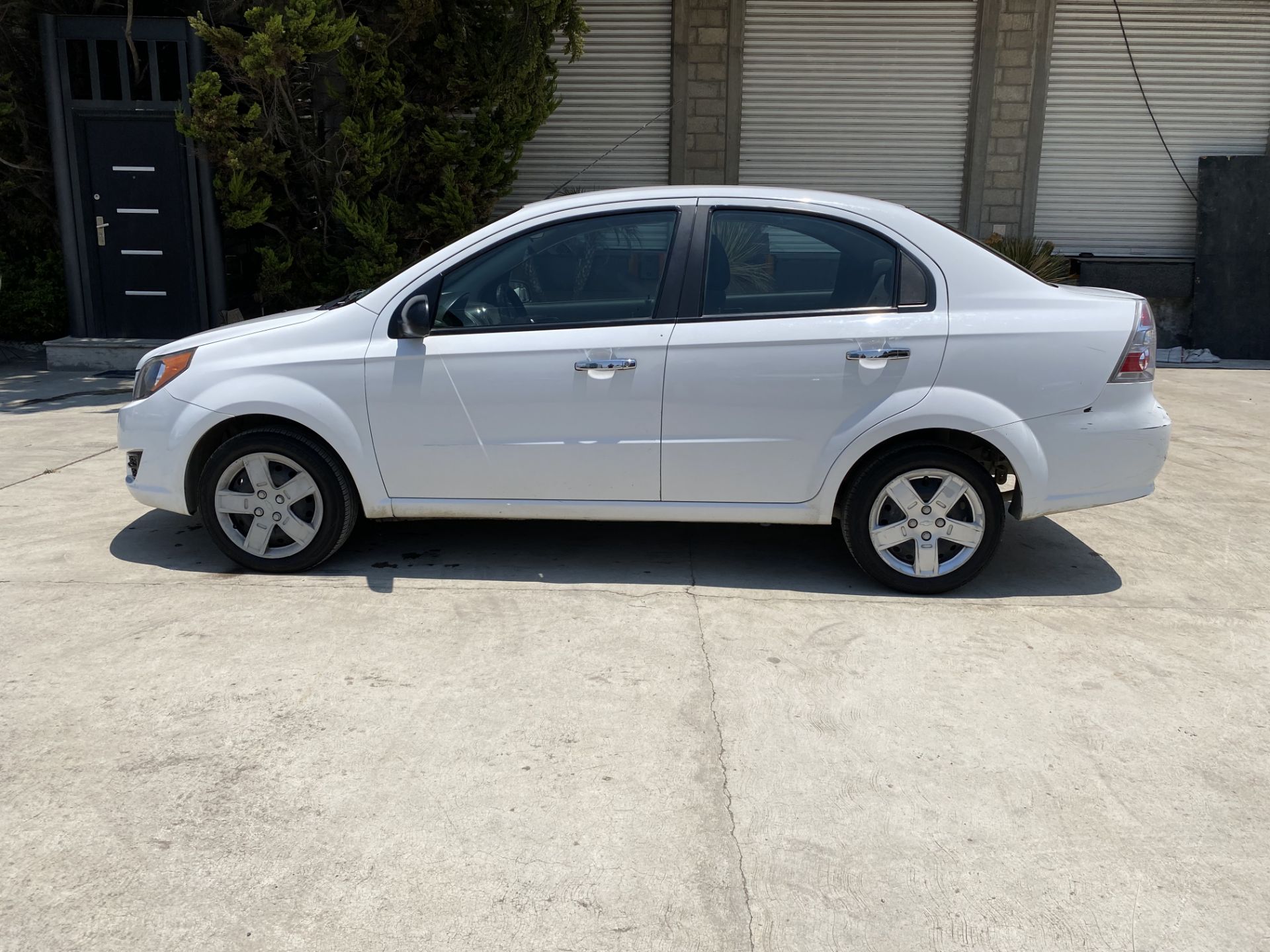 Vehículo marca Chevrolet, Tipo AVEO, Modelo 2018, No. de Serie 3G1TB5CF3JL138259, Transmisión manua - Image 2 of 34