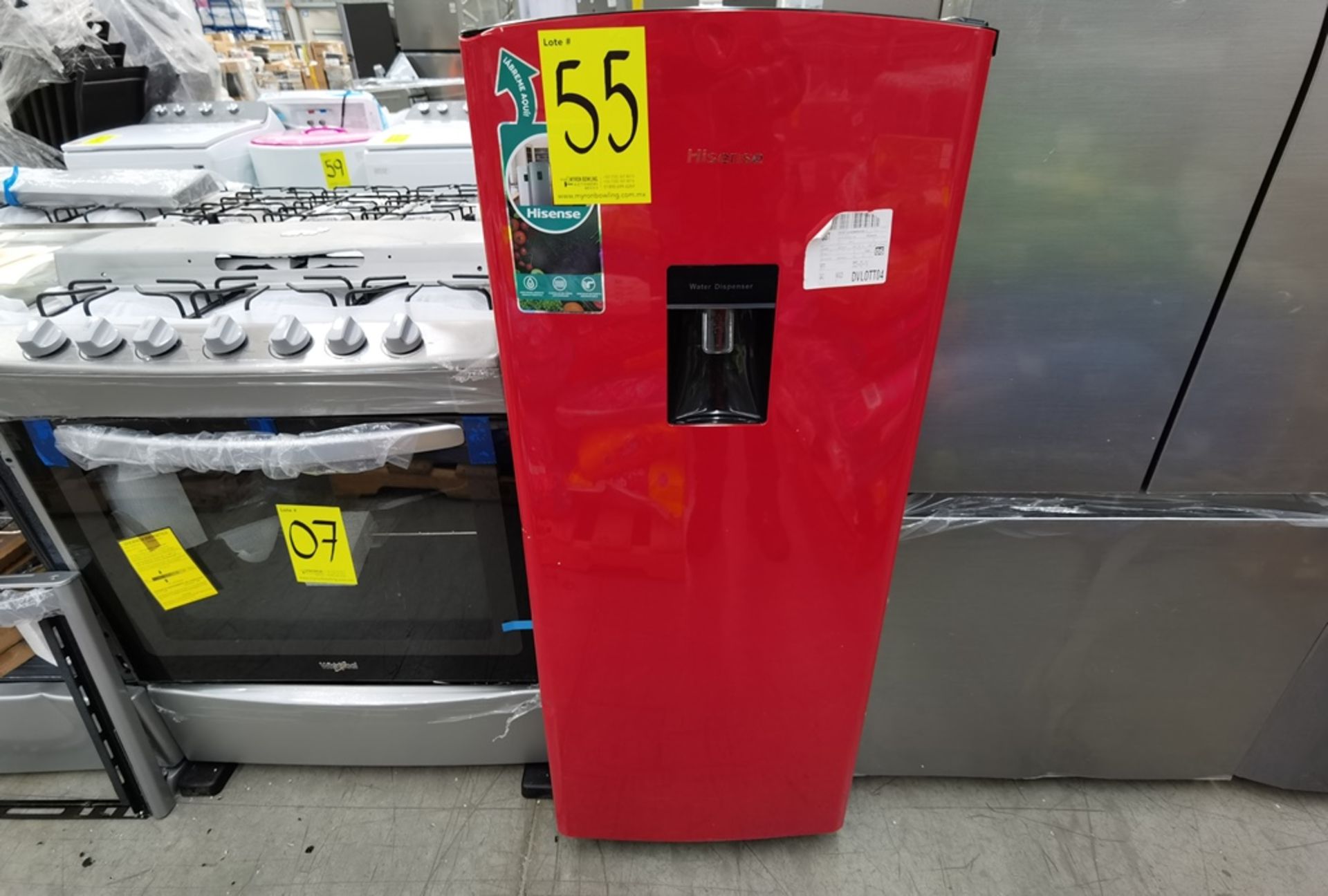 1 Refrigerador con Dispensador de Agua Marca Hisense, Modelo RR63D6WRX, Serie 0568, Color Rojo, Dañ - Image 3 of 9
