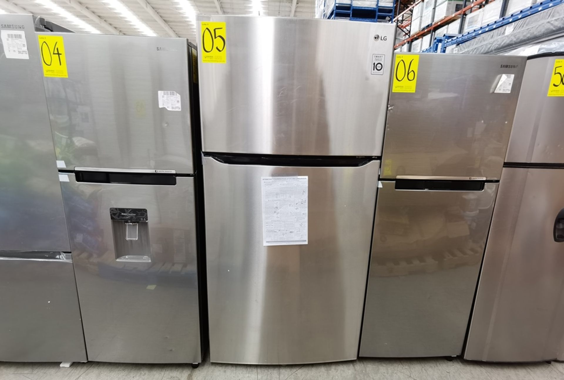 1 Refrigerador Marca LG, Modelo GT24B5, Serie 8556, Color Gris, Daños estéticos, Sin LB. Favor de i - Image 4 of 11