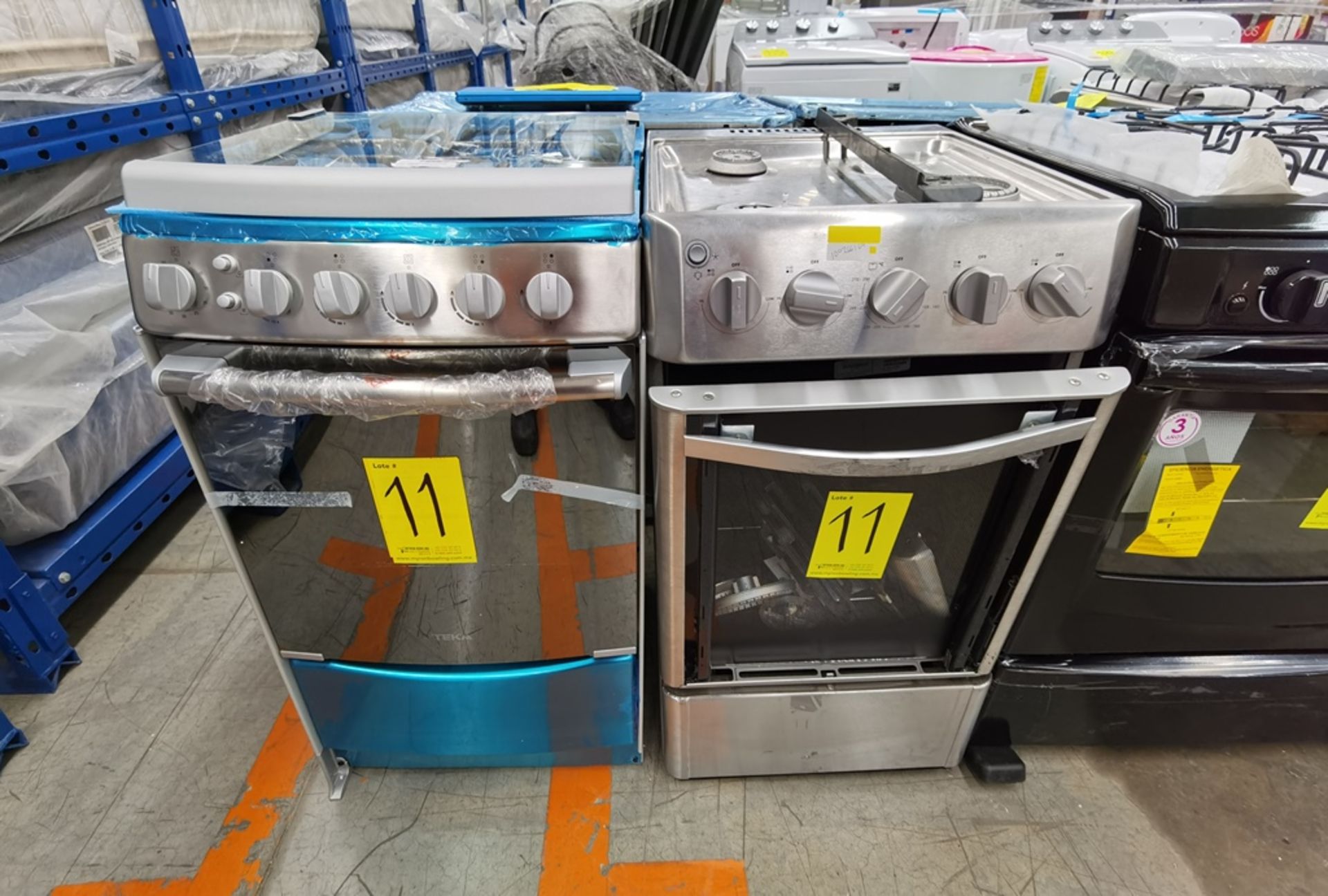 Lote de 2 estufas contiene: 1 Estufa de 4 Quemadores Marca Whirlpool, Modelo WWR5000500, Serie 8339 - Image 4 of 10