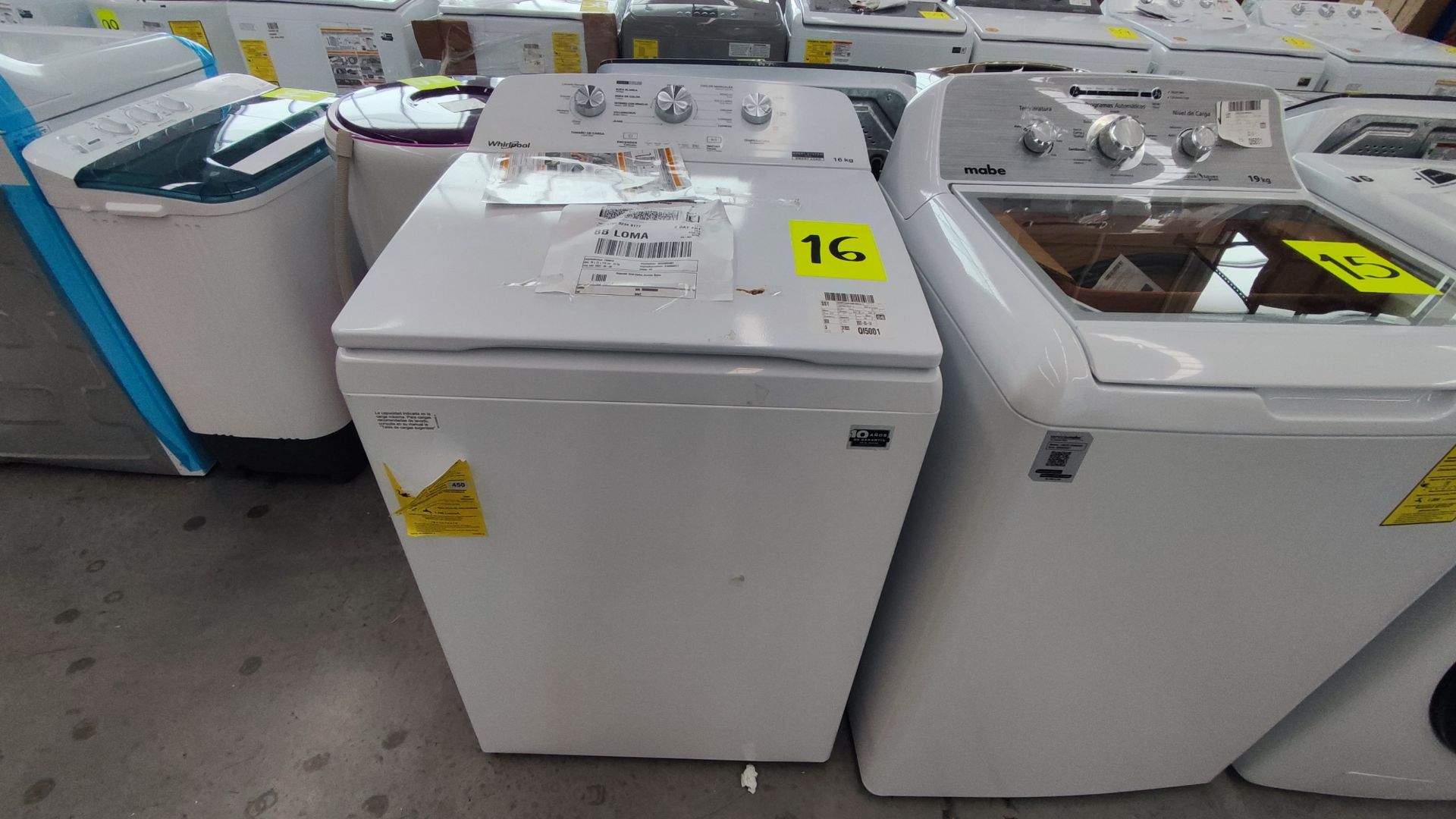 Lote conformado por 2 Lavadoras, Contiene; 1 Lavadora de 16 kg, Marca Whirlpool, Modelo 8MWTW1612, - Image 9 of 17