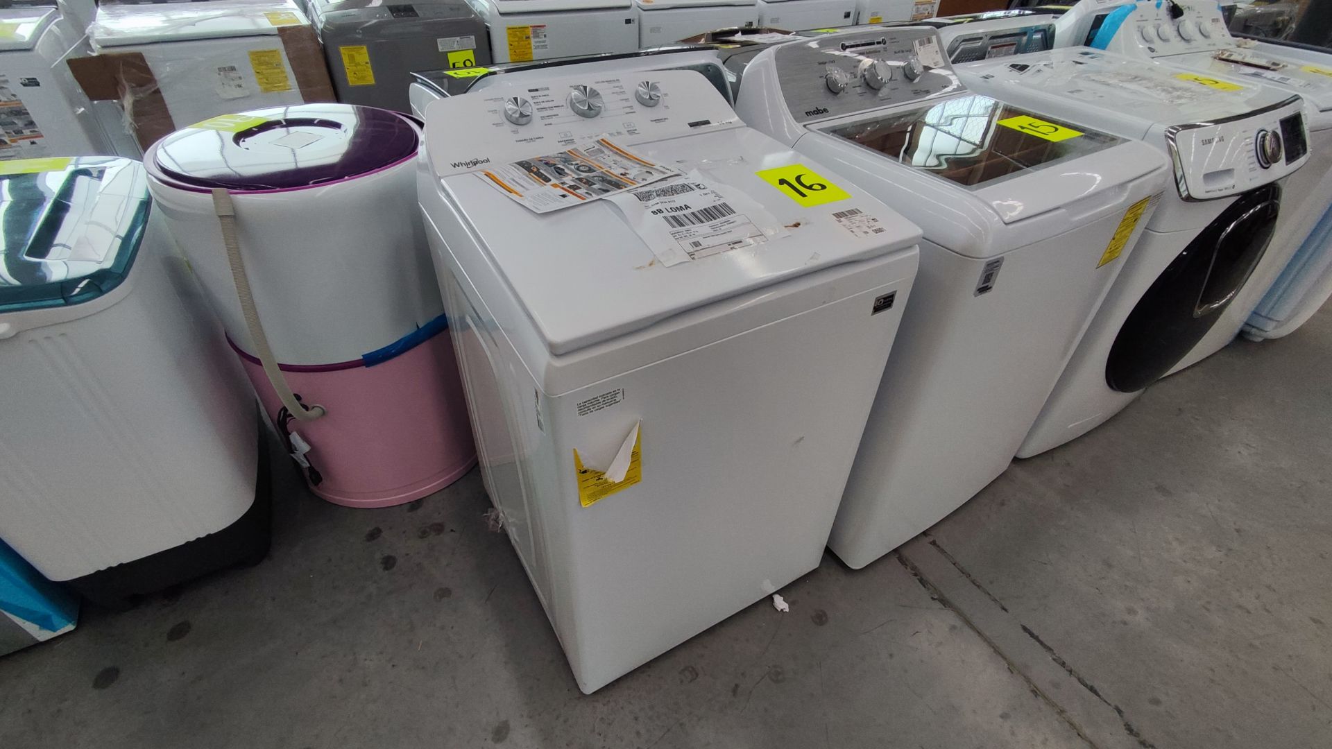 Lote conformado por 2 Lavadoras, Contiene; 1 Lavadora de 16 kg, Marca Whirlpool, Modelo 8MWTW1612, - Image 13 of 17