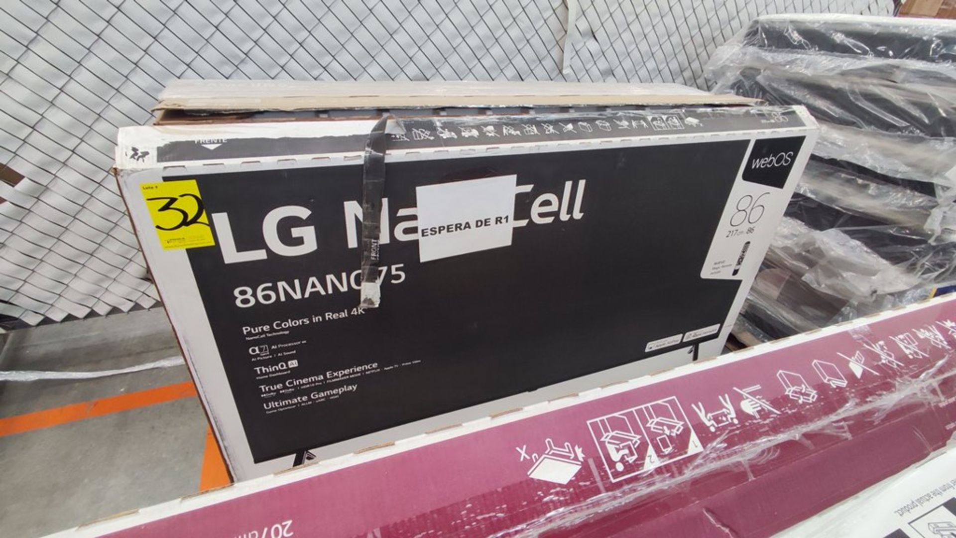 Lote de 2 Pantallas contiene: 1 Pantalla de 82" Marca LG, Modelo 82UP80, 1 Pantalla de 86" Marca LG - Image 13 of 22