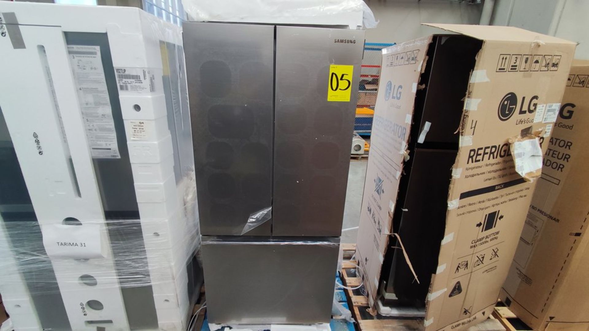 1 Refrigerador Marca Samsung, Modelo RT22A411059EM, Serie 0BAL4BB200280, Color Gris - Image 2 of 11