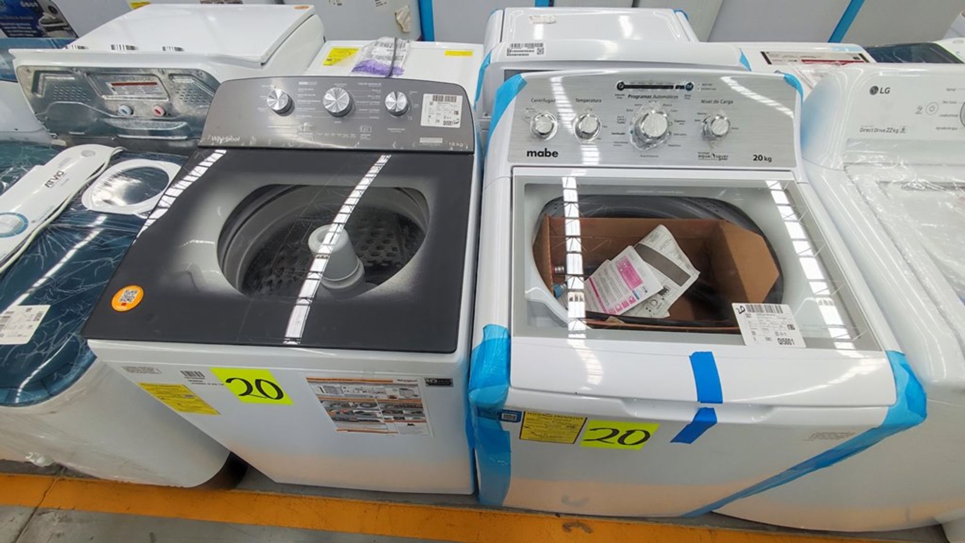 Lote de 2 Lavadoras contiene: 1 Lavadora de 18 Kg, Marca Whirlpool, Modelo 8MWTW1823WJM0, No de ser - Image 5 of 7