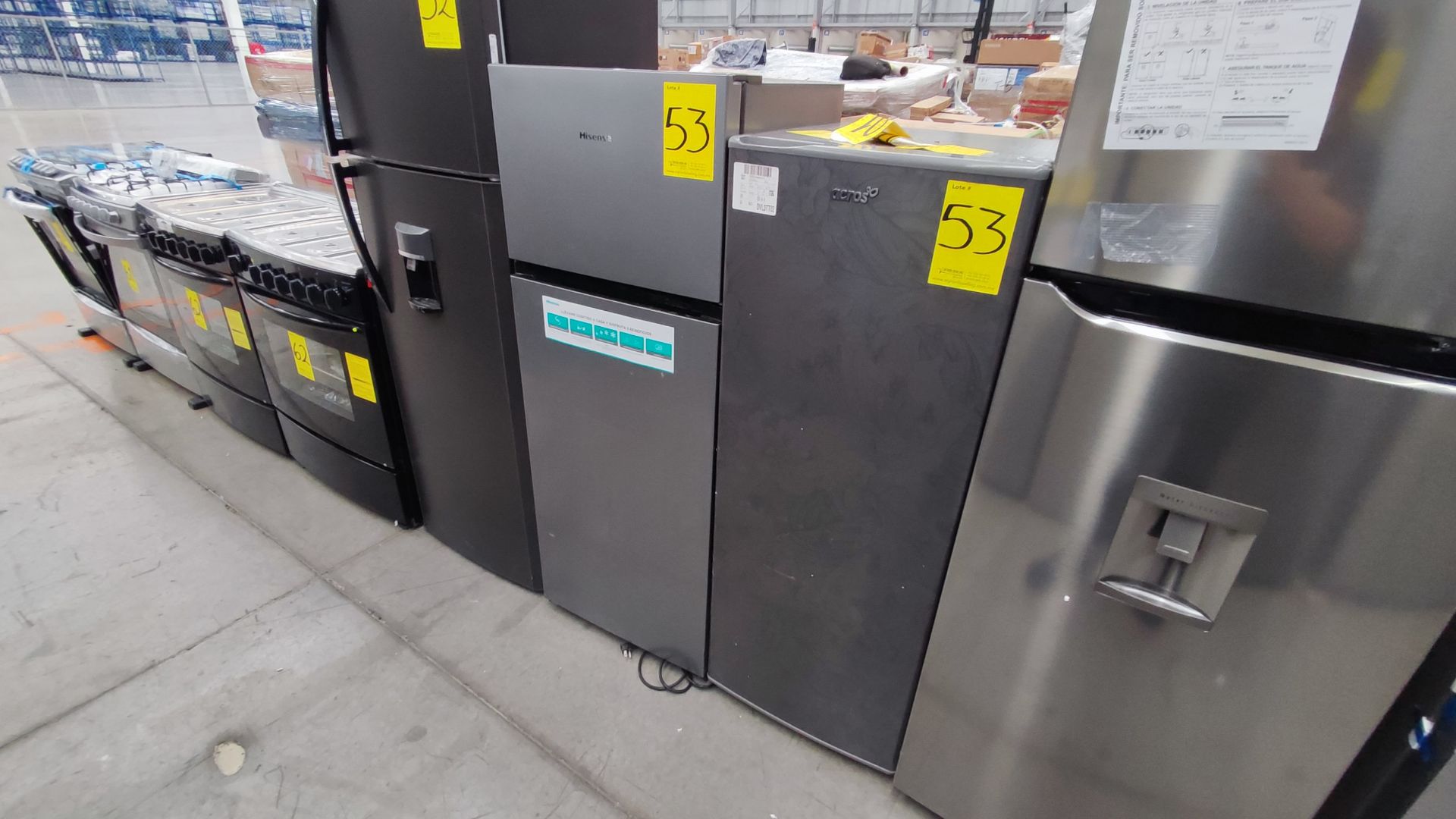 Lote de 2 Refrigeradores, Contiene; 1 Refrigerador Marca Hisense, Modelo BCYNY, Serie 1B0205Z0080JB - Image 2 of 11