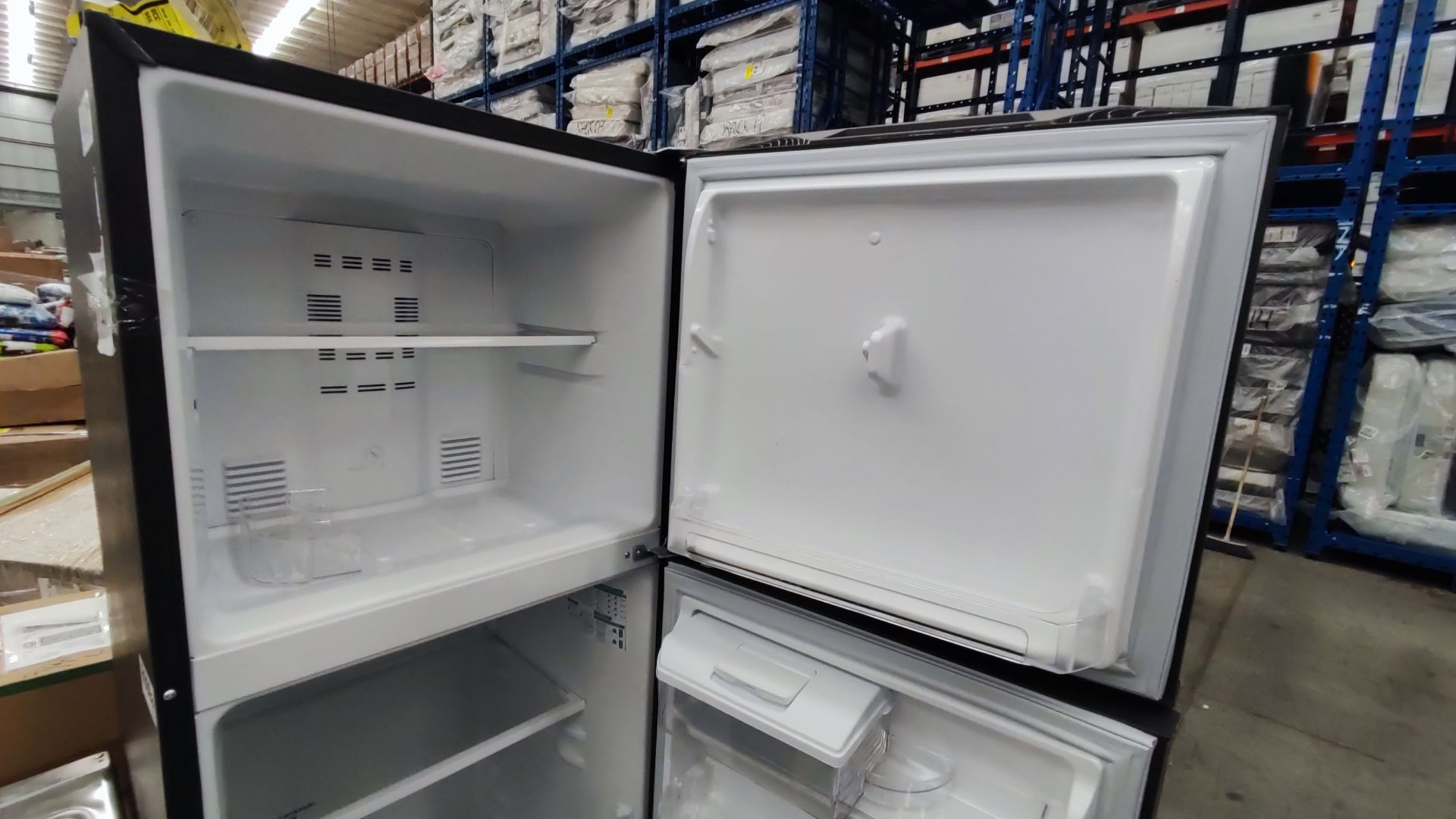 1 Refrigerador Marca Mabe, Modelo RMA300FJMR, Serie 2204B712240, Color Gris, Detalles Estéticos, Fa - Image 9 of 11
