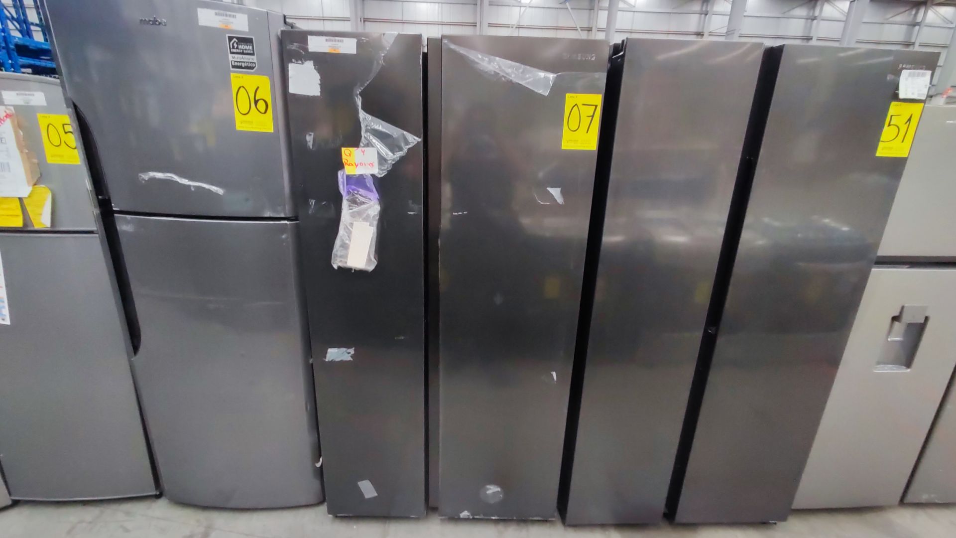 1 Refrigerador Marca Samsung, Modelo RS28T5B00B1, Serie 0B2V4BBT300506M, Color Gris Detalles Estéti - Image 5 of 11