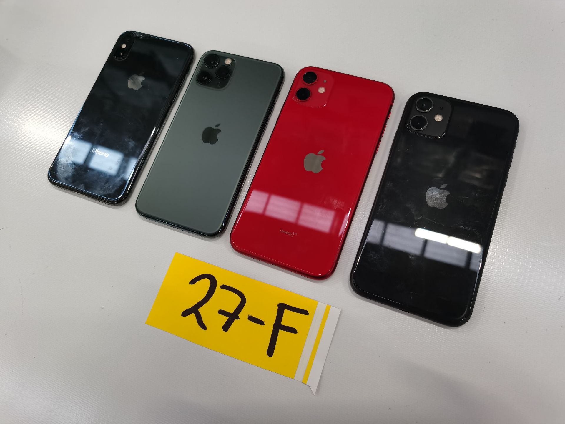 Lote de 4 Equipos Apple: 3 Iphone 11 de 64GB y 1 Iphone X de 256GB - Image 11 of 13