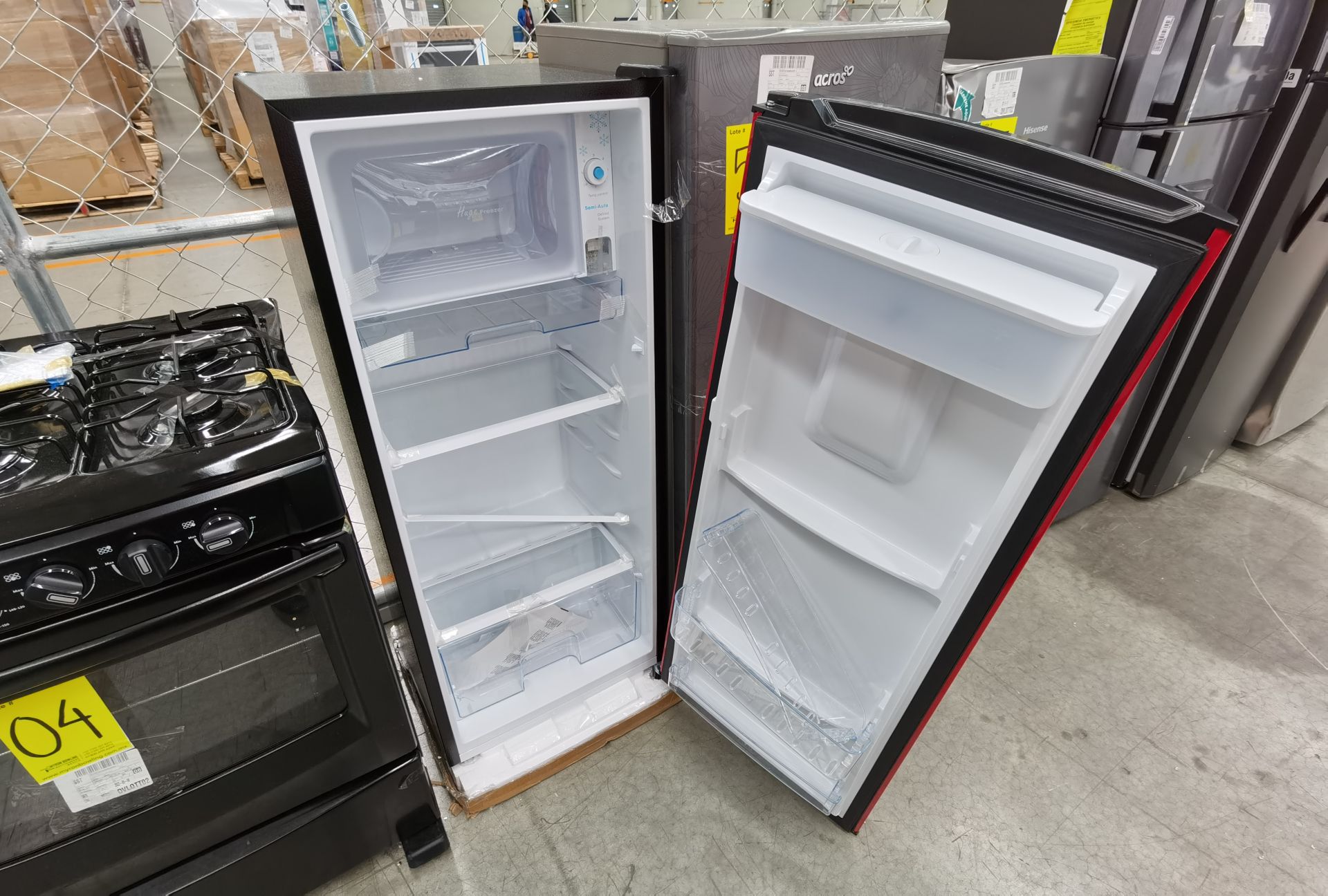 Lote de 2 Refrigeradores contiene: 1 Refrigerador Marca Acros - Image 5 of 6