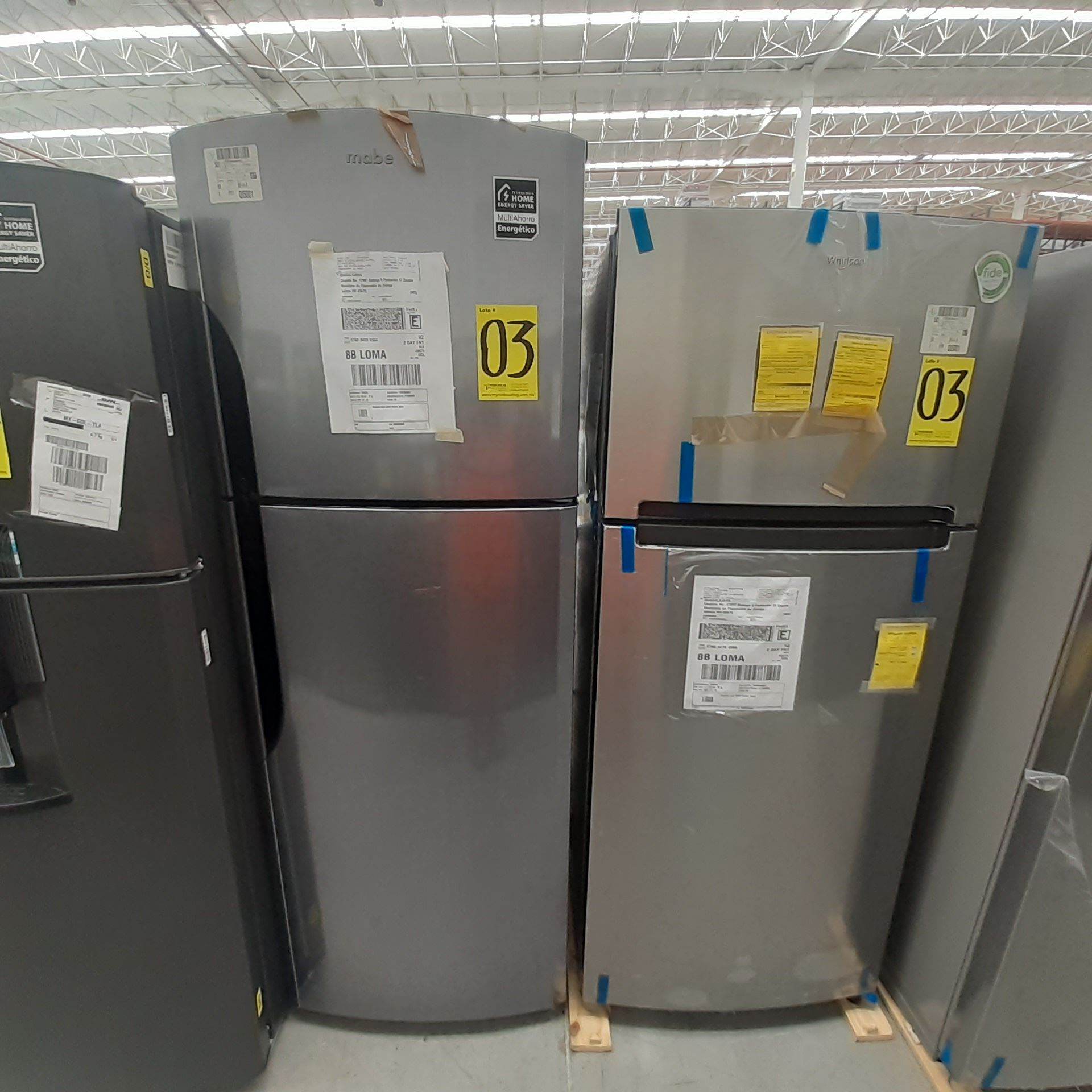 Lote De 2 Refrigeradores: 1 Refrigerador Marca Whirlpool, 1 Refrigerador Marca Mabe, Distintos Model