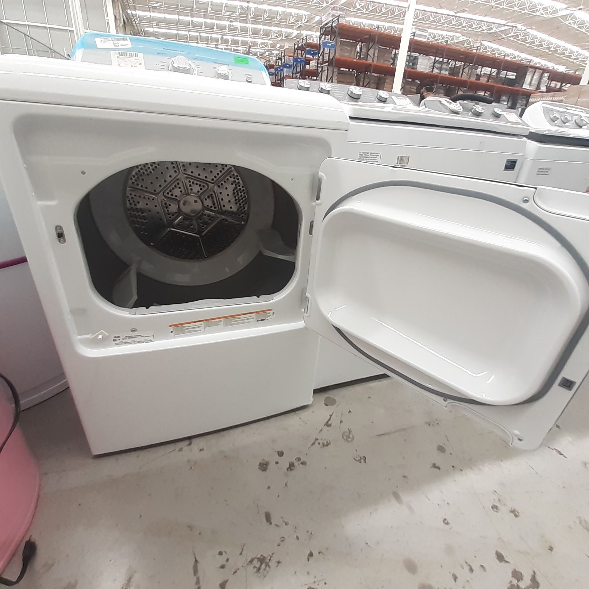 Lote De 2 Lavadoras: 1 Lavadora De 20 Kg, Marca Whirlpool, 1 Lavadora De 22 Kg, Marca Mabe, Distinto - Image 5 of 8