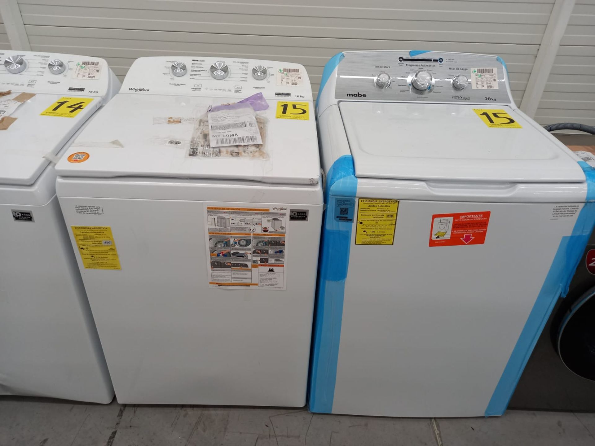 Lote De 2 Lavadoras: 1 Lavadora De 16 Kg Marca Whirlpool, 1 Lavadora De 20 Kg Marca Mabe, Distintos - Image 3 of 9