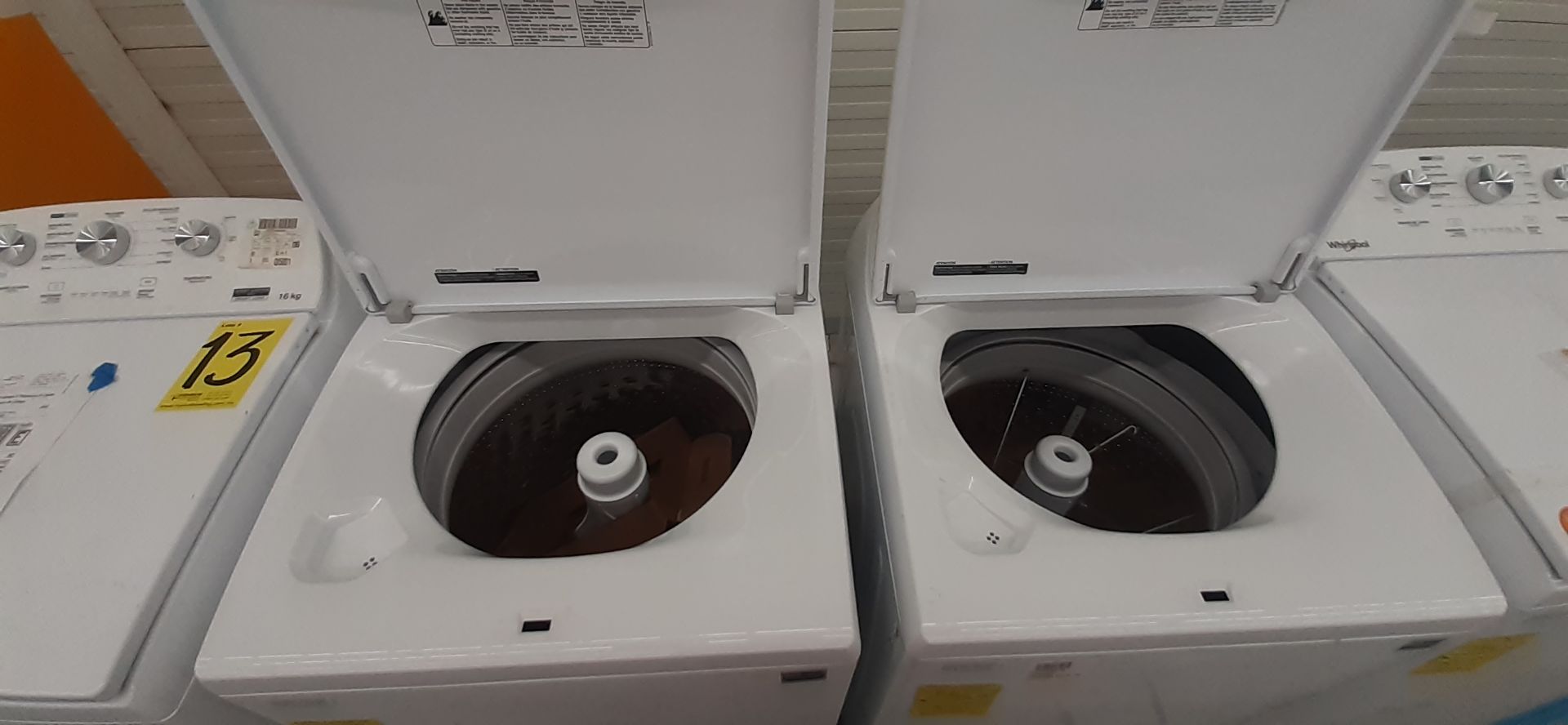 Lote De 2 Lavadoras: 2 Lavadoras De 16 Kg, Marca Whirlpool, Distintos Modelos - Image 8 of 11