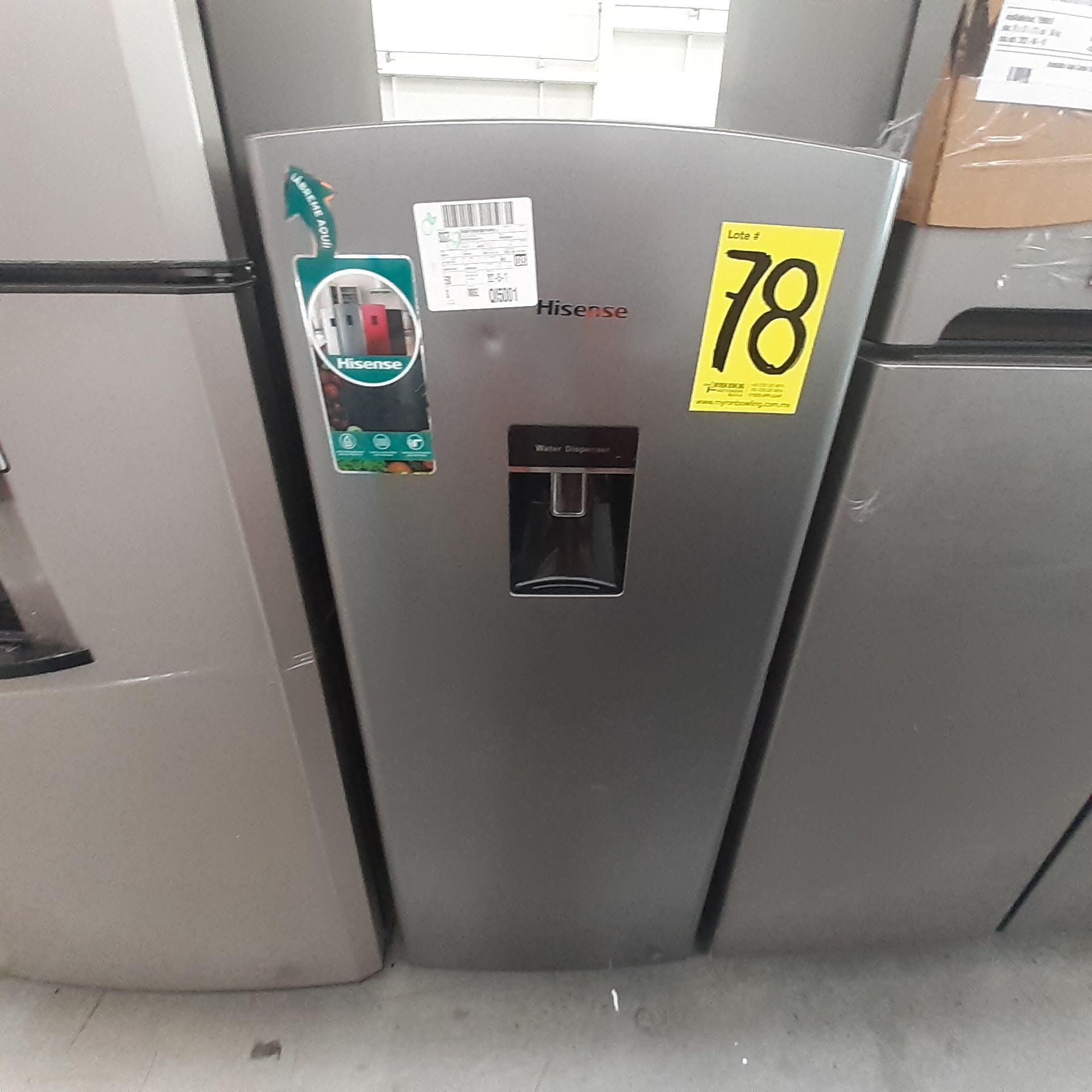 Lote De 3 Refrigeradores: 1 Refrigerador Marca Whirlpool, 1 Refrigerador Marca Mabe, 1 Refrigerador - Image 20 of 22