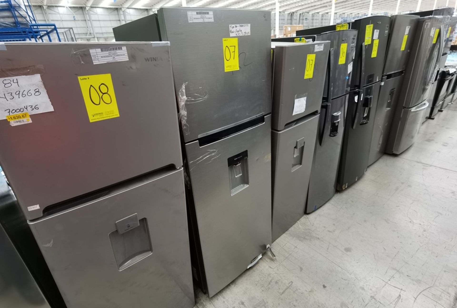 Lote De 2 Refrigeradores Contiene: 1 Refrigerador Marca Winia, Modelo DFR25210GMDX, Serie MR21yN118 - Image 13 of 19