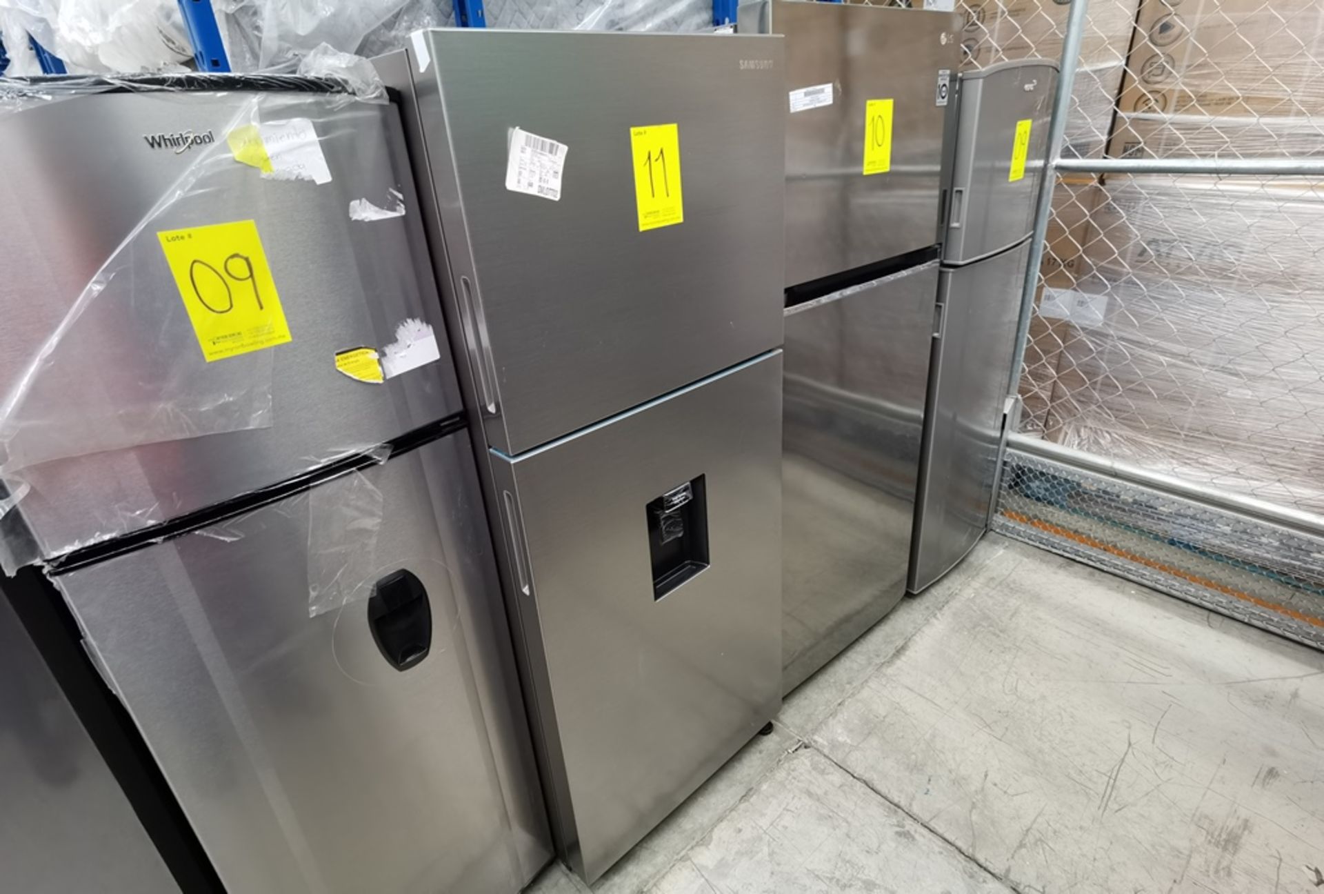 Lote De 2 Refrigeradores Contiene: 1 Refrigerador Marca Samsung Modelo RT44A6304S9, Serie 0BDF4BAR9 - Image 4 of 16