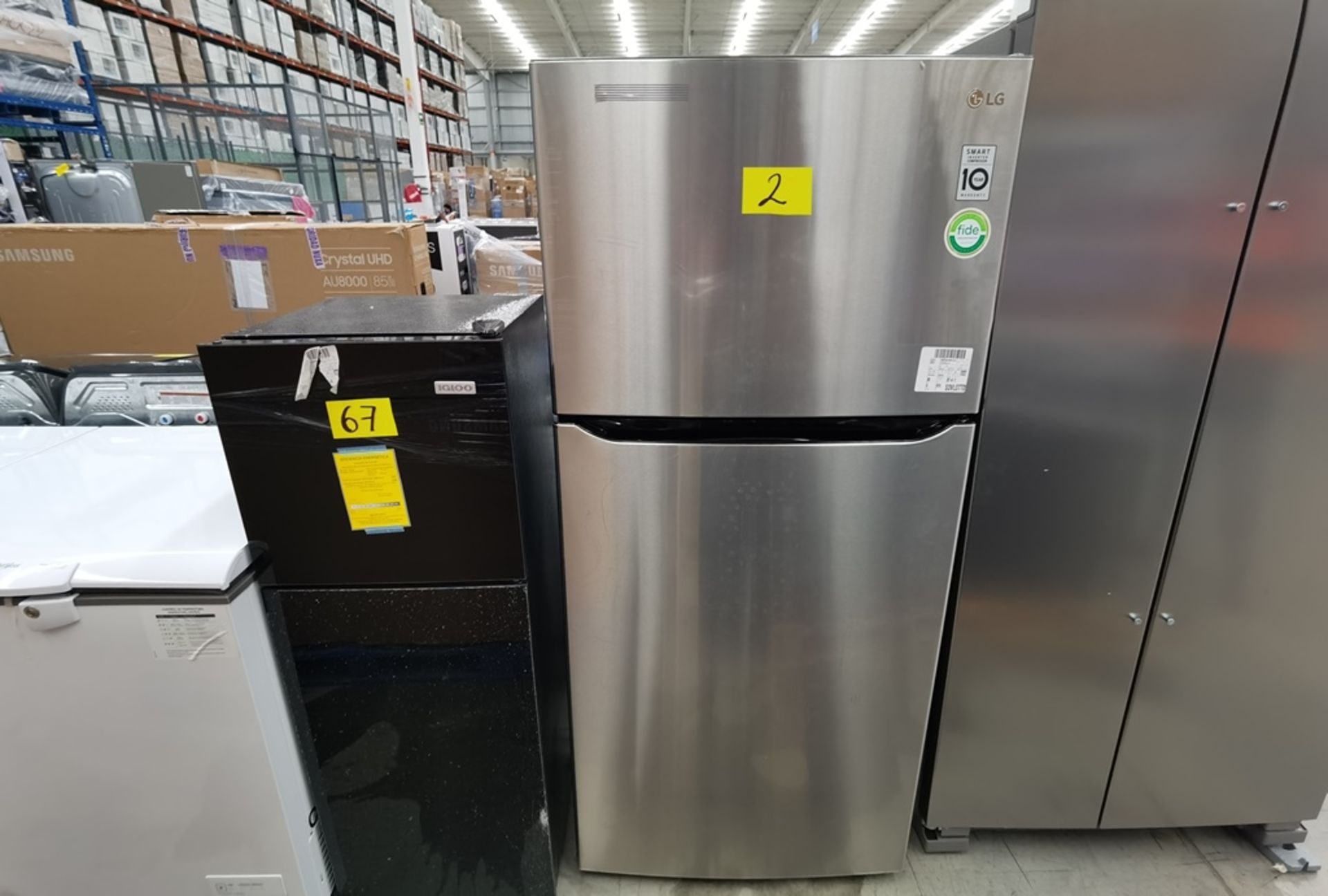 Lote De 2 Refrigeradores Contiene: 1 Refrigerador Marca Mabe, Modelo RMT400RY, Serie 2206B407247, C - Image 10 of 15