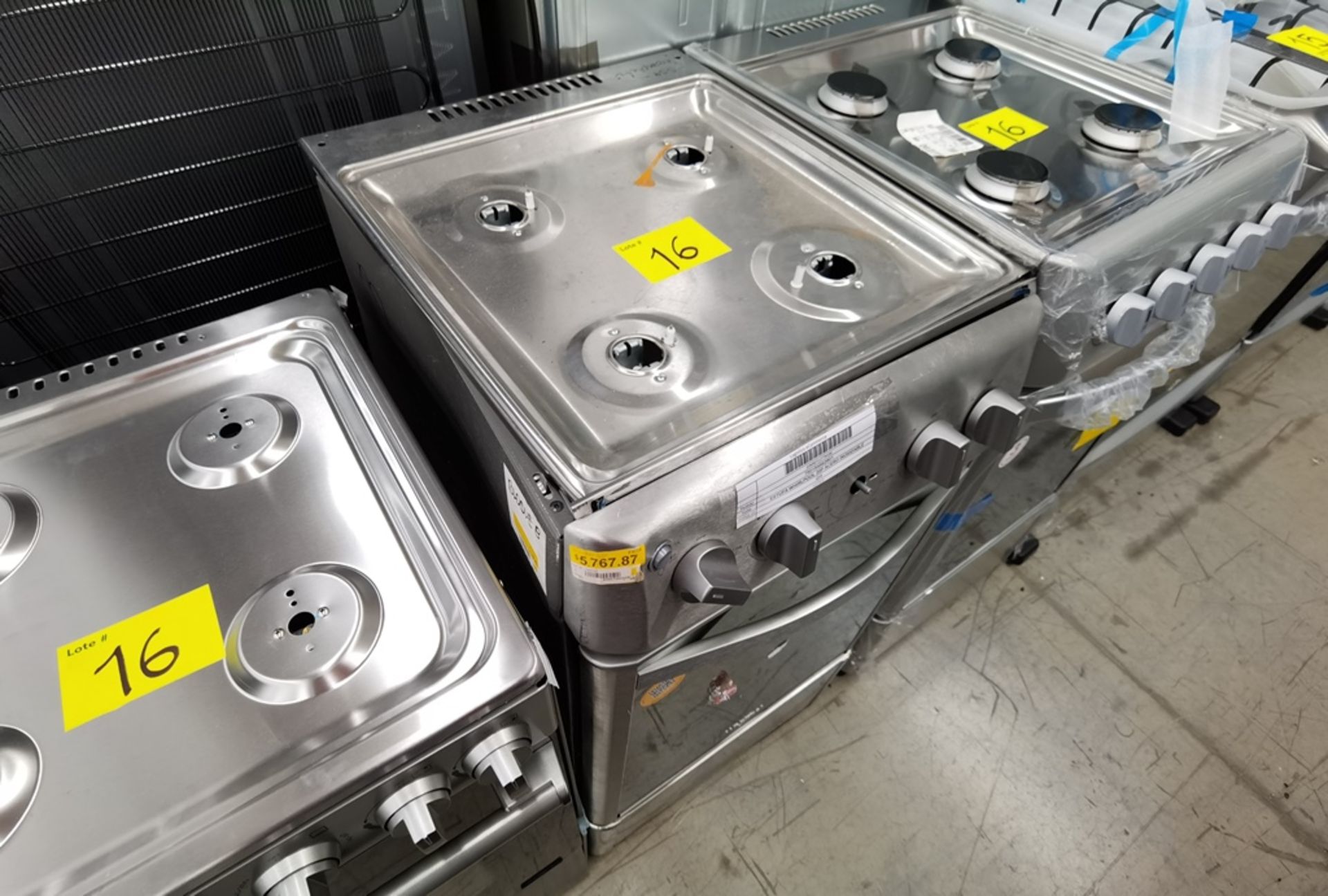 Lote De 4 Estufas Contiene: 1 Estufa De 4 Quemadores Marca Whirlpool, Modelo AW5400D01, Serie VEB25 - Image 11 of 25