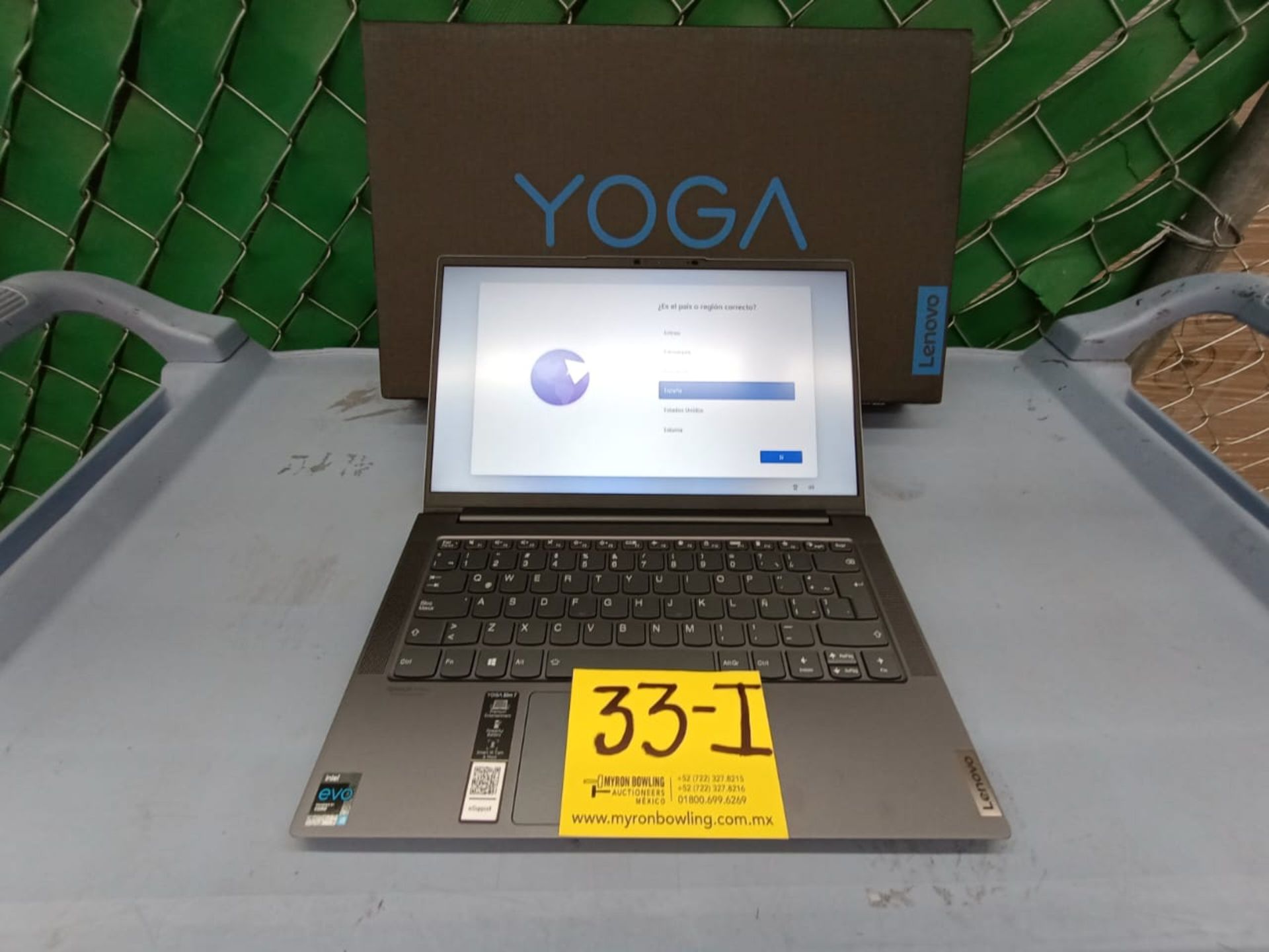 1 Laptop Marca Lenovo Modelo Yoga Slim 7, Serie LT10CN47, Color Gris, Procesador Intel i5, 8G - Image 2 of 7