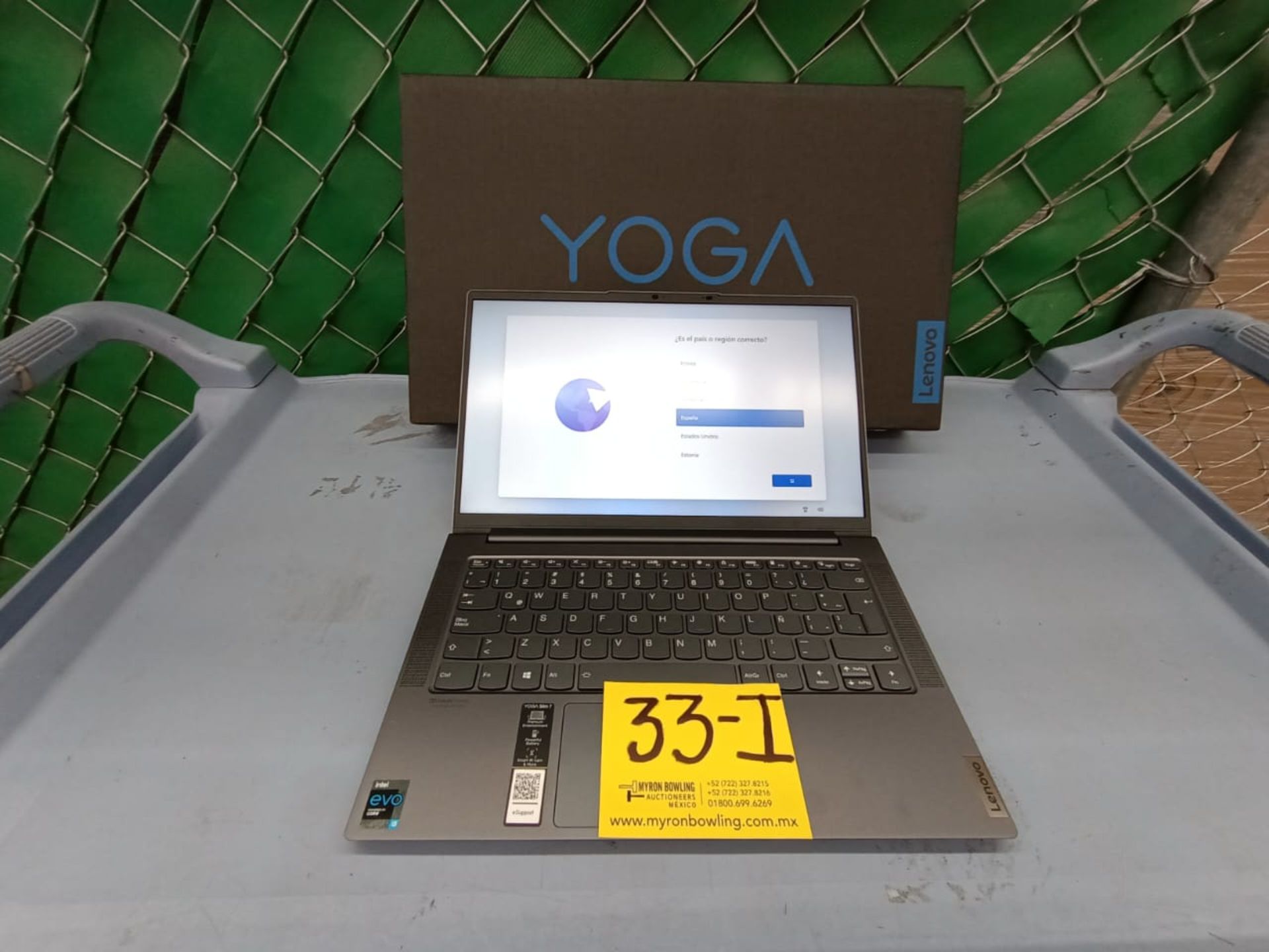 1 Laptop Marca Lenovo Modelo Yoga Slim 7, Serie LT10CN47, Color Gris, Procesador Intel i5, 8G - Image 3 of 7