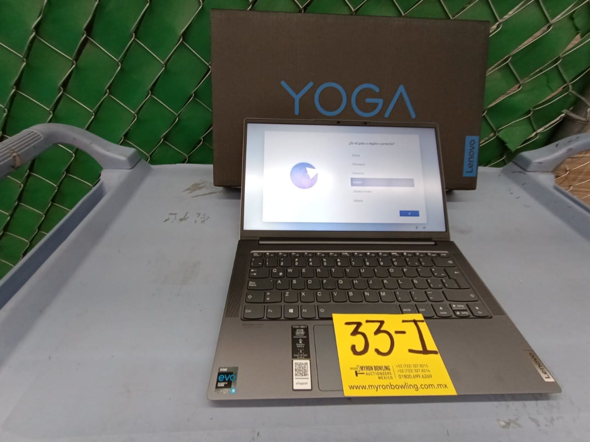 1 Laptop Marca Lenovo Modelo Yoga Slim 7, Serie LT10CN47, Color Gris, Procesador Intel i5, 8G - Image 4 of 7