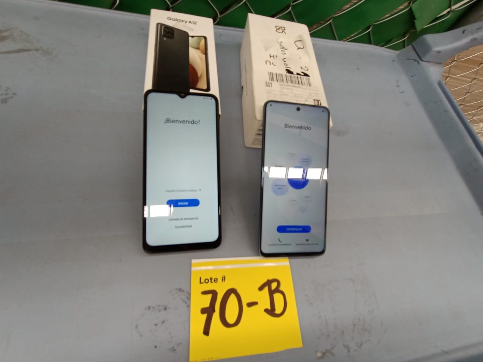 Lote De 2 Teléfonos Celulares Contiene: 1 Celular Marca Huawei Modelo JLN-LX3 Serie 5PNYD223034 - Image 2 of 7