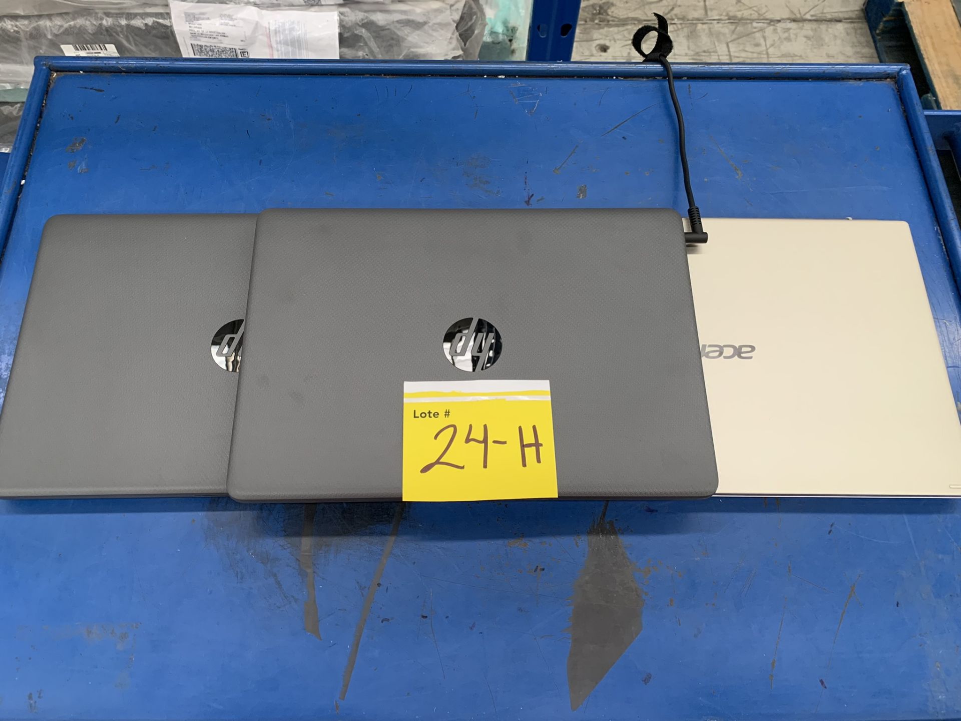 Lote De 3 Laptops Contiene: 1 Laptop Marca Acer Modelo Aspire 5 Serie 1022F3400 Color Gris So Windo - Image 14 of 18