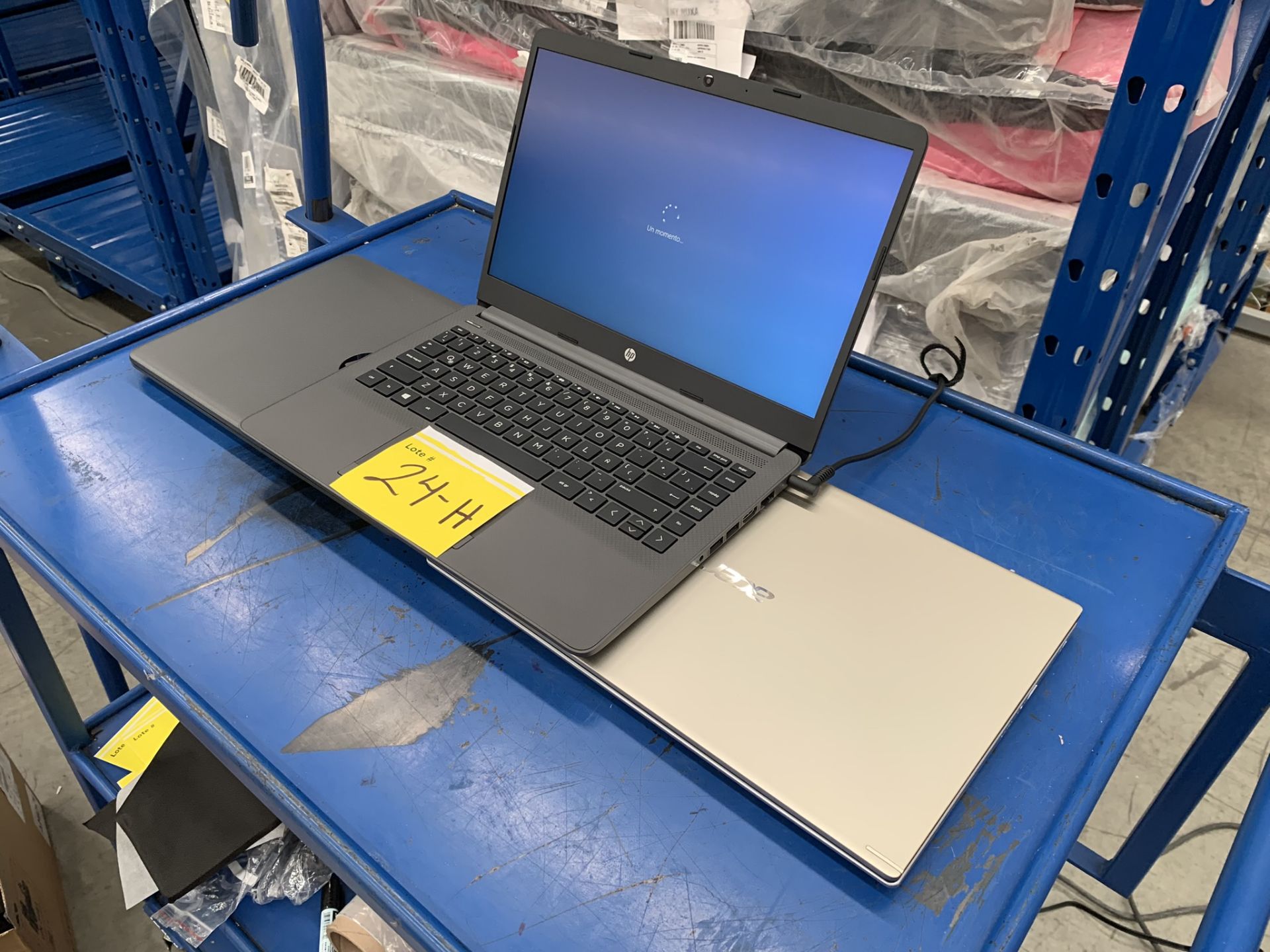 Lote De 3 Laptops Contiene: 1 Laptop Marca Acer Modelo Aspire 5 Serie 1022F3400 Color Gris So Windo - Image 13 of 18