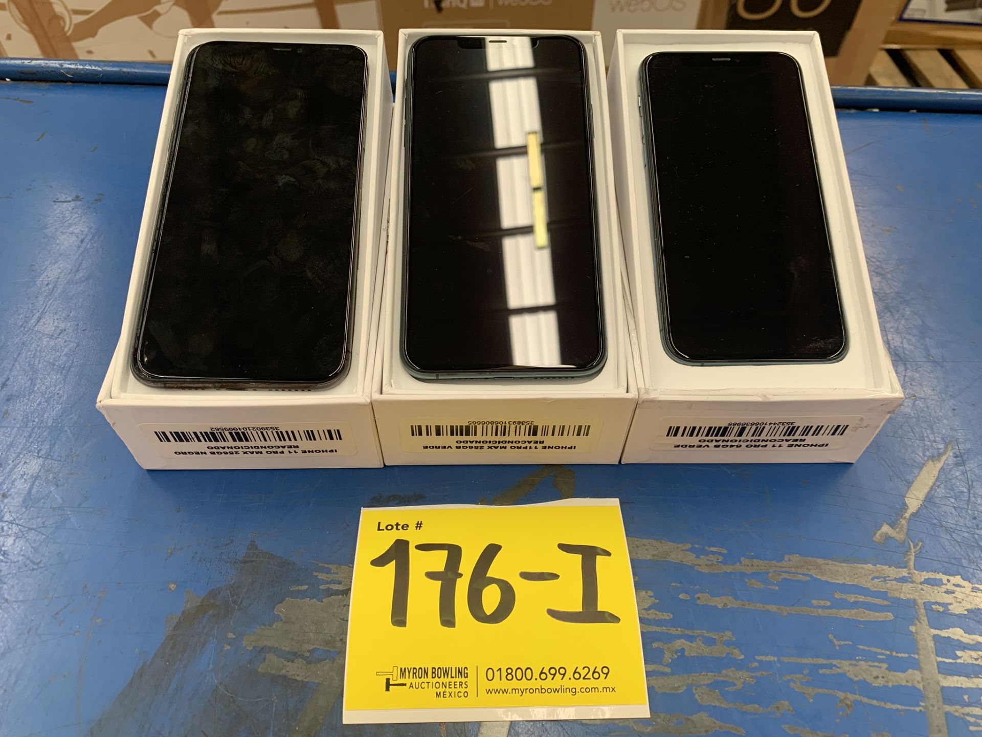 Lote De 3 Teléfonos Celular Contiene: 1 Iphone Marca Apple, Modelo 11 PRO MAX, Color Negro, 256 - Image 8 of 9