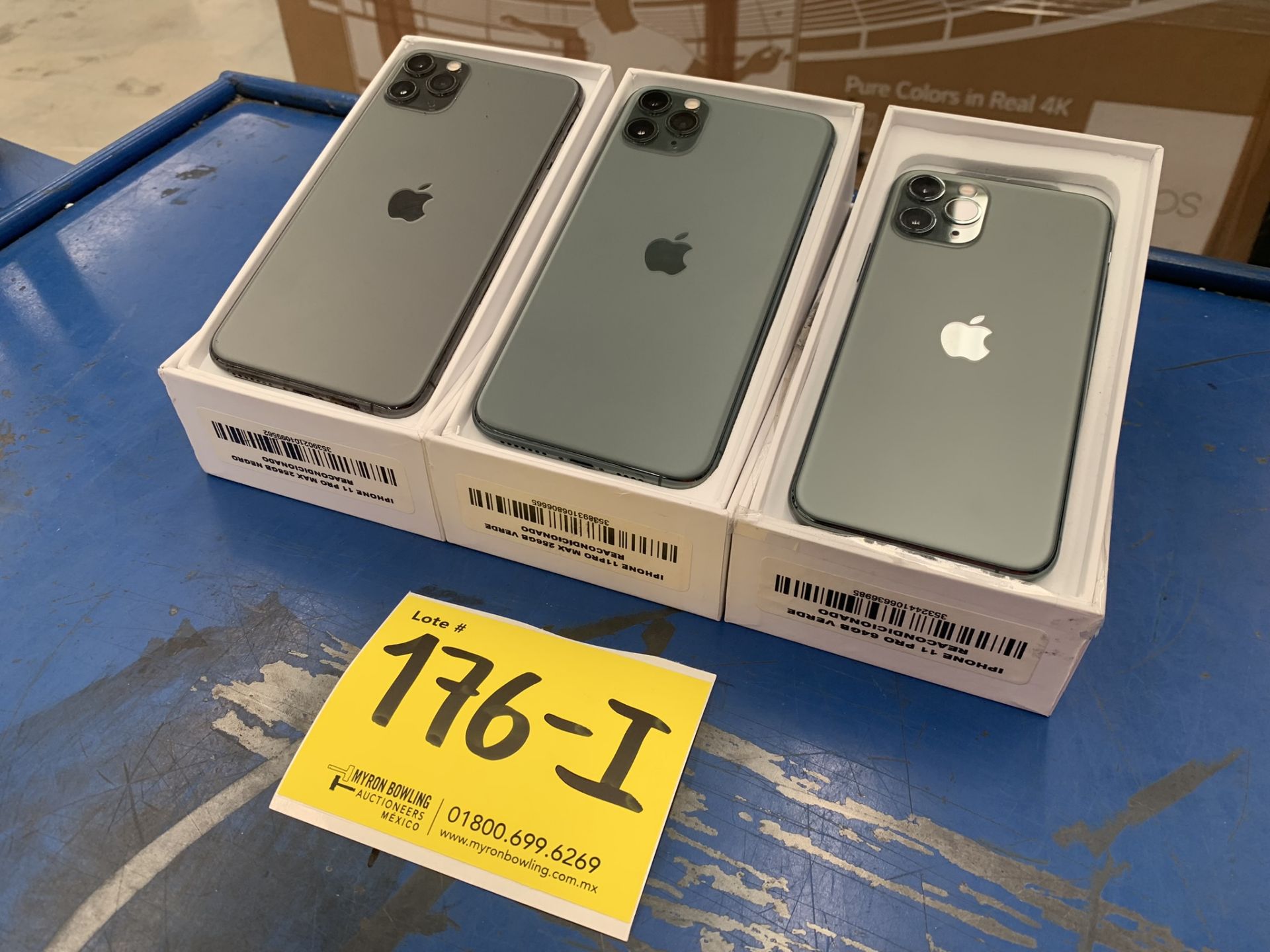 Lote De 3 Teléfonos Celular Contiene: 1 Iphone Marca Apple, Modelo 11 PRO MAX, Color Negro, 256 - Image 3 of 9
