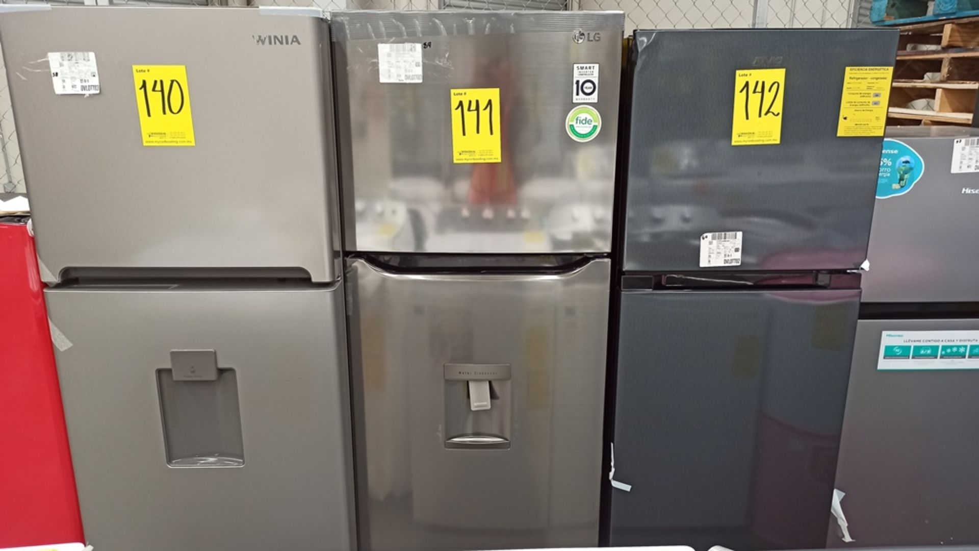 1 Refrigerador Marca LG, Modelo GT32WDC, No De Serie 209MRFP28107, Color Gris, LB-610714, Detal