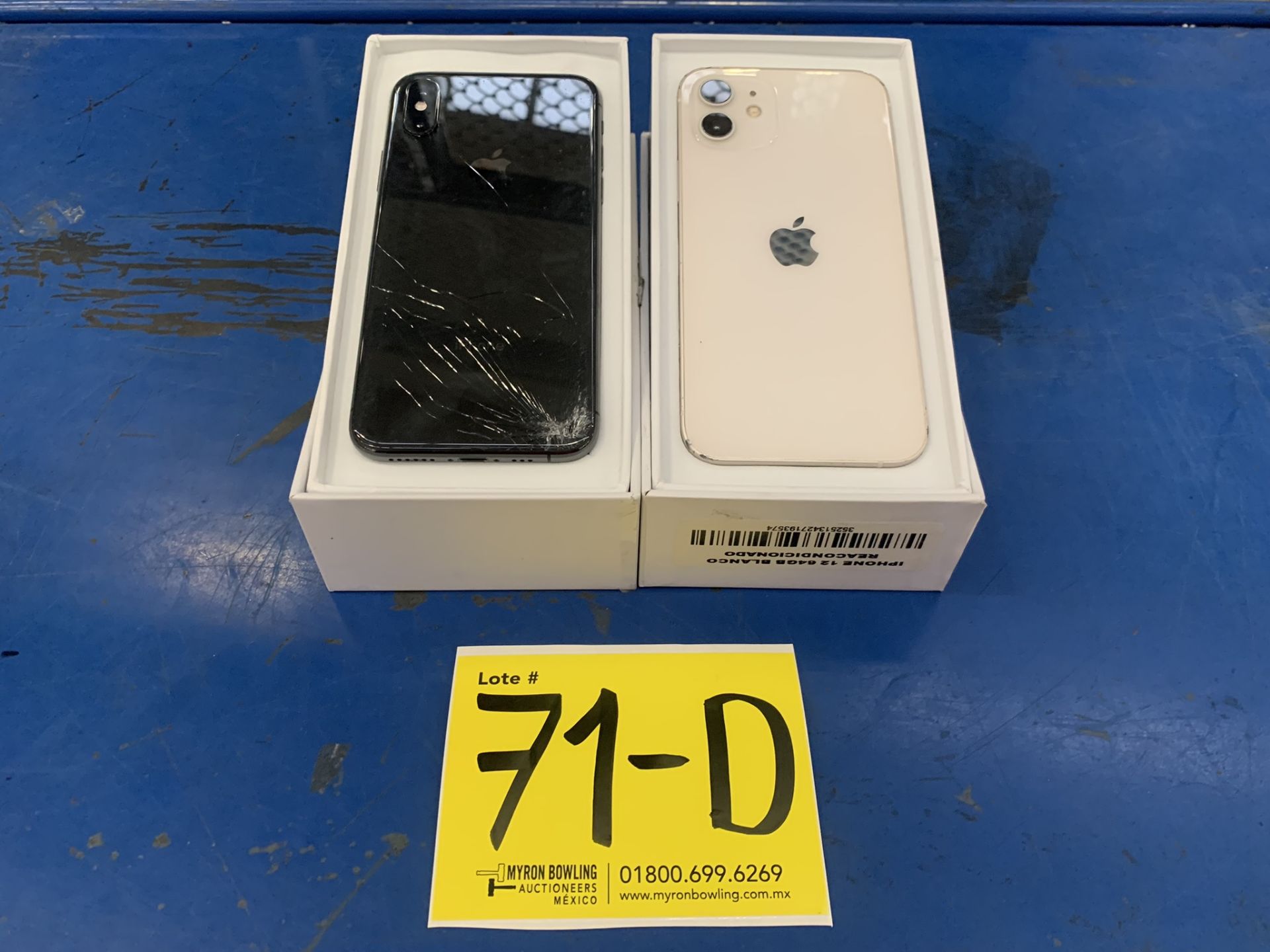 Lote De 2 Teléfonos Celular Contiene: 1 Iphone Marca Apple, Modelo 12, Color Blanco, 64 GB De A