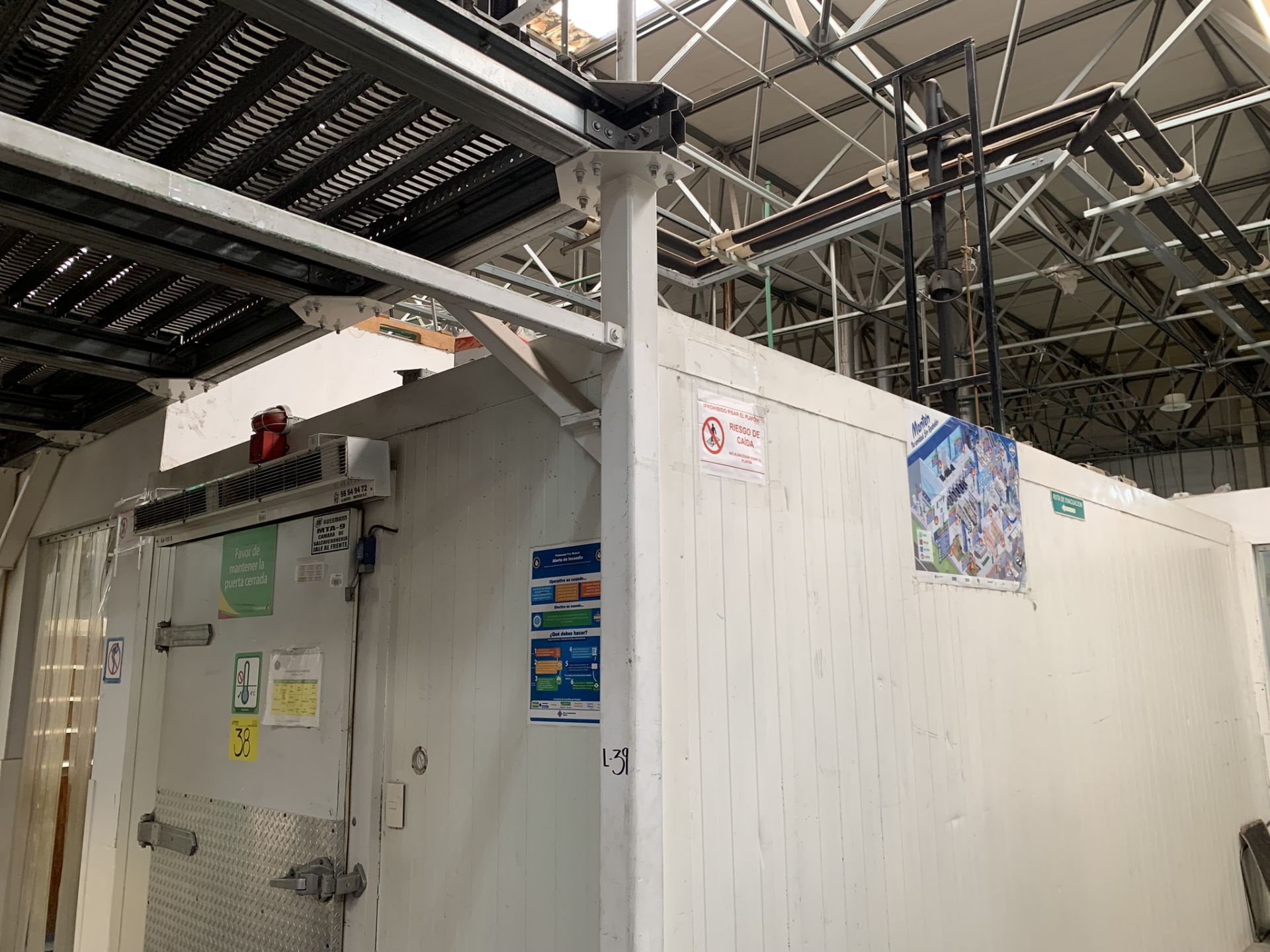 Hussmann refrigeration chiller Protocol type, model PAH17SK-LRMPMRMPMRMP - Image 20 of 27