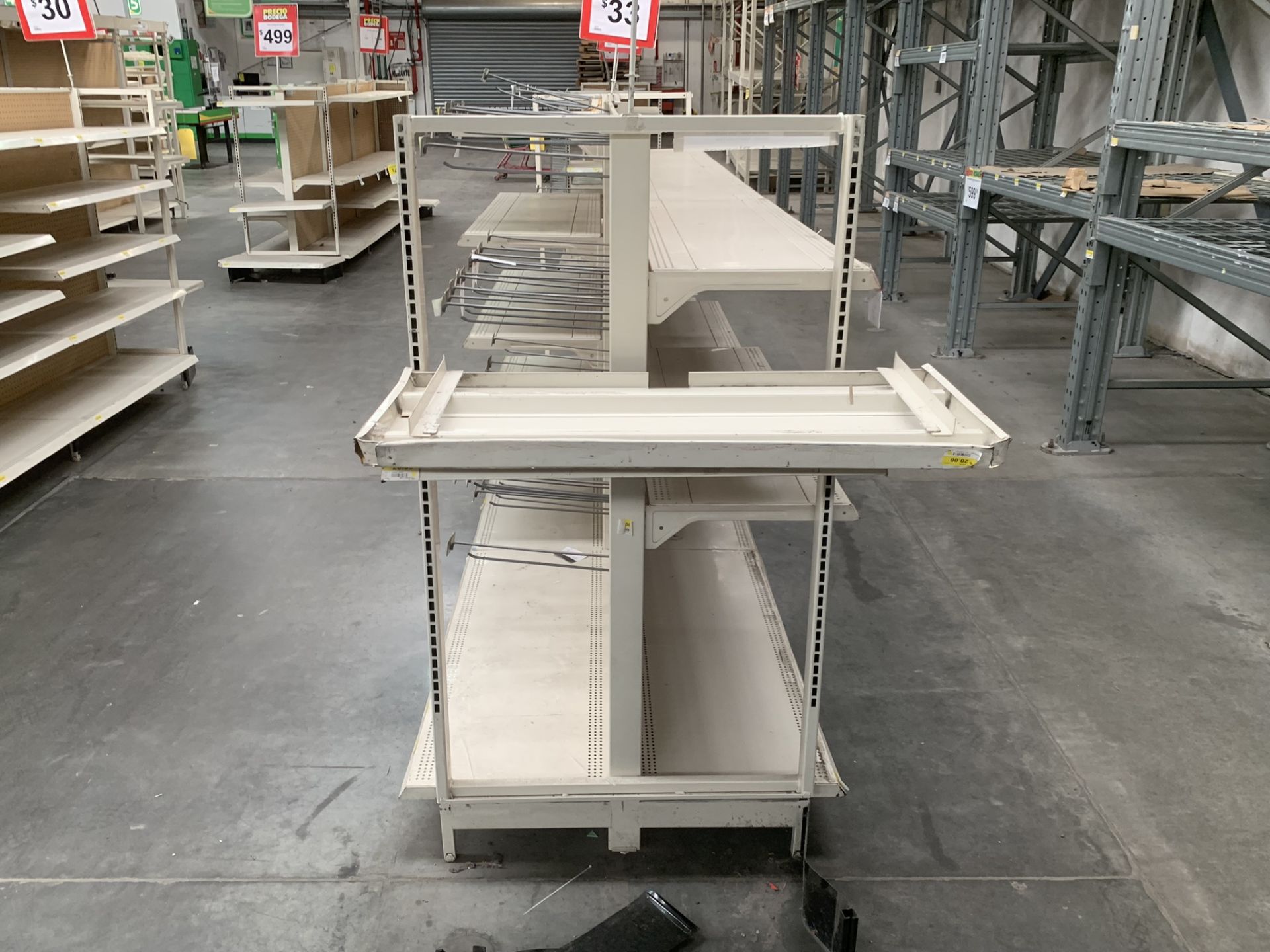 2 gondola-type display cabinet measures 3.80 x 0.91 x 1.55 that are made up of 10 posts and 37 trays - Image 33 of 35