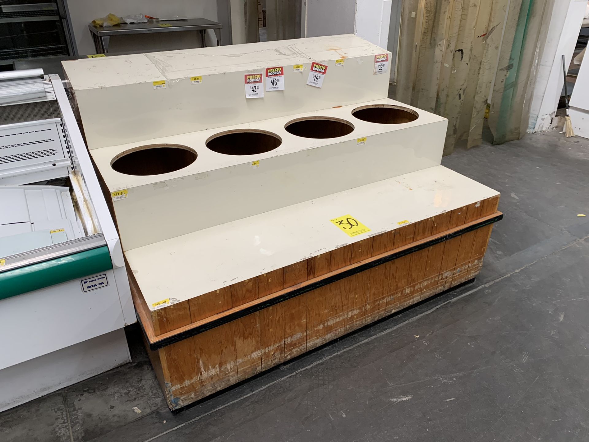 Hussmann Bunker-type refrigerated display case for delicatessen - Image 9 of 15