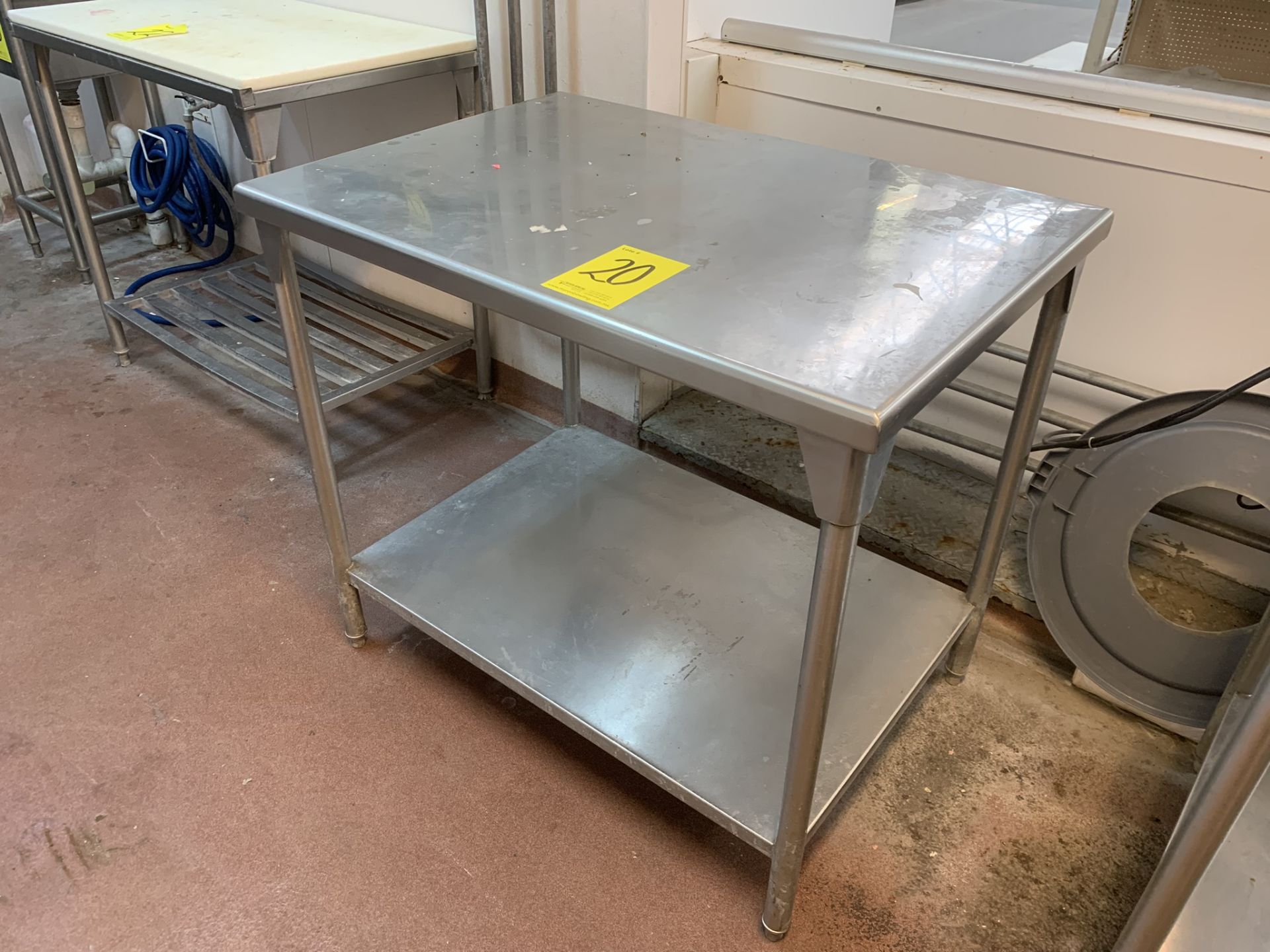 1 Stainless steel work table measures 1.00 x 0.70 x 0.90 mts - Image 6 of 11