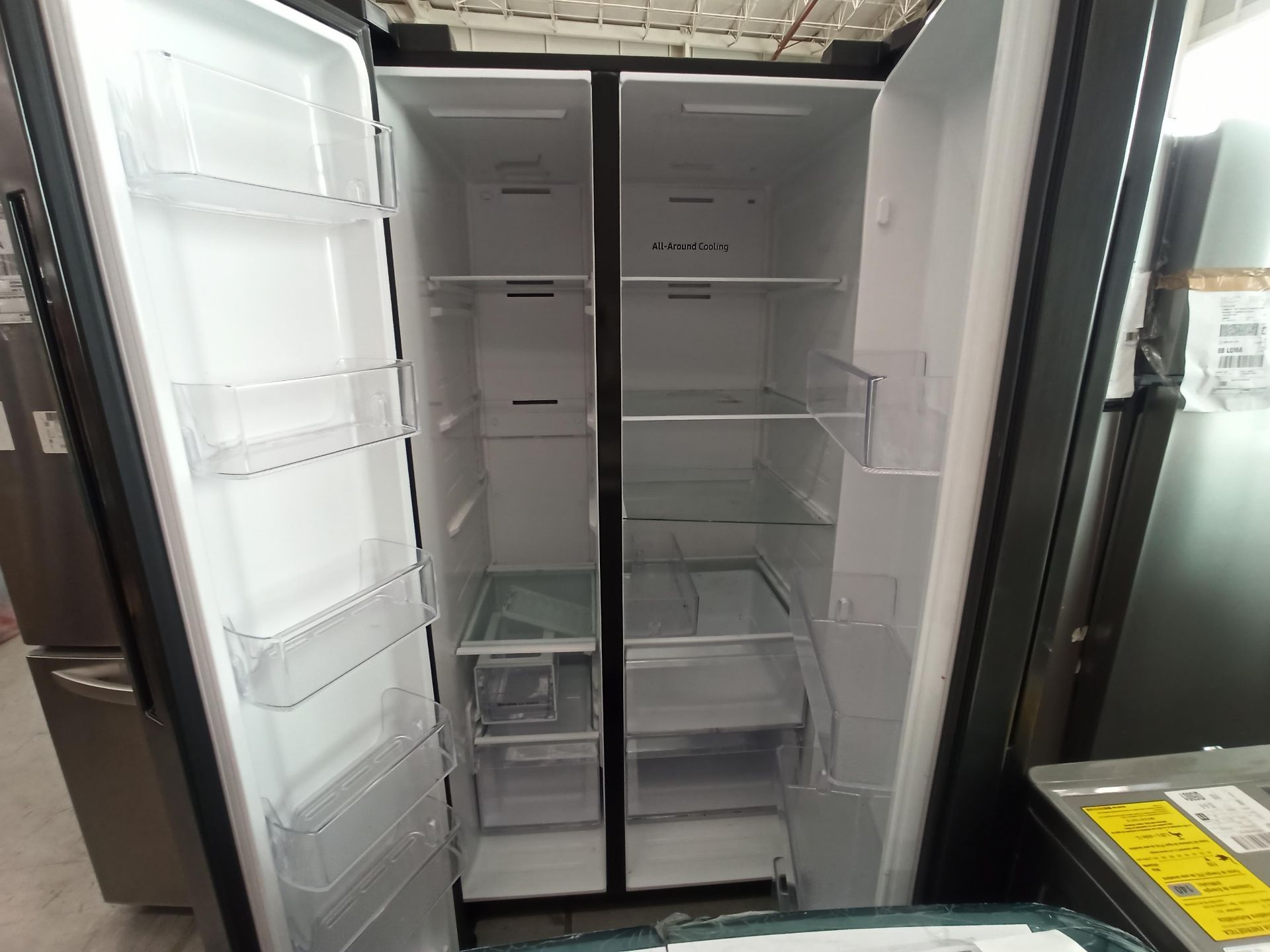 1 Refrigerador Marca SAMSUNG, Modelo RS28T5B00B1, Serie 800633P, Color GRIS, LB-218703, Favor de In - Image 7 of 9