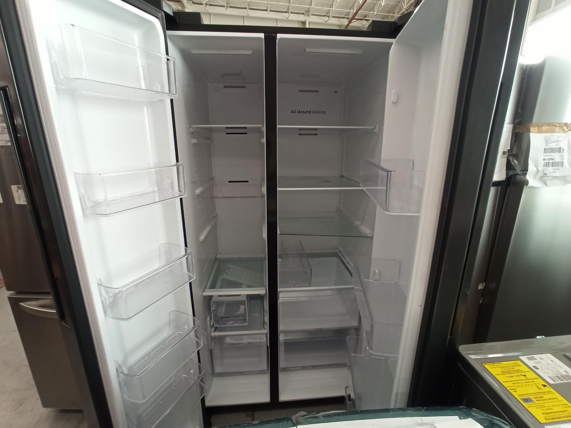 1 Refrigerador Marca SAMSUNG, Modelo RS28T5B00B1, Serie 800633P, Color GRIS, LB-218703, Favor de In - Image 8 of 9