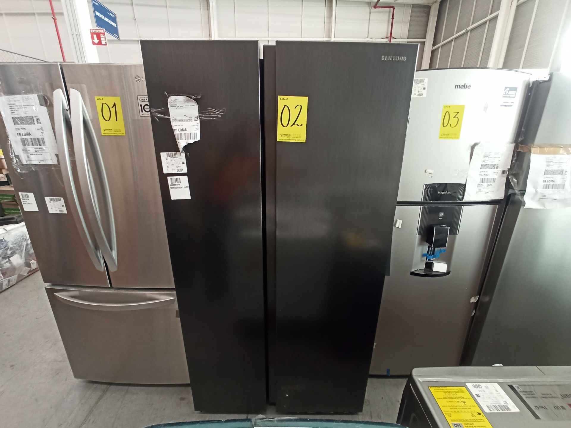 1 Refrigerador Marca SAMSUNG, Modelo RS28T5B00B1, Serie 800633P, Color GRIS, LB-218703, Favor de In