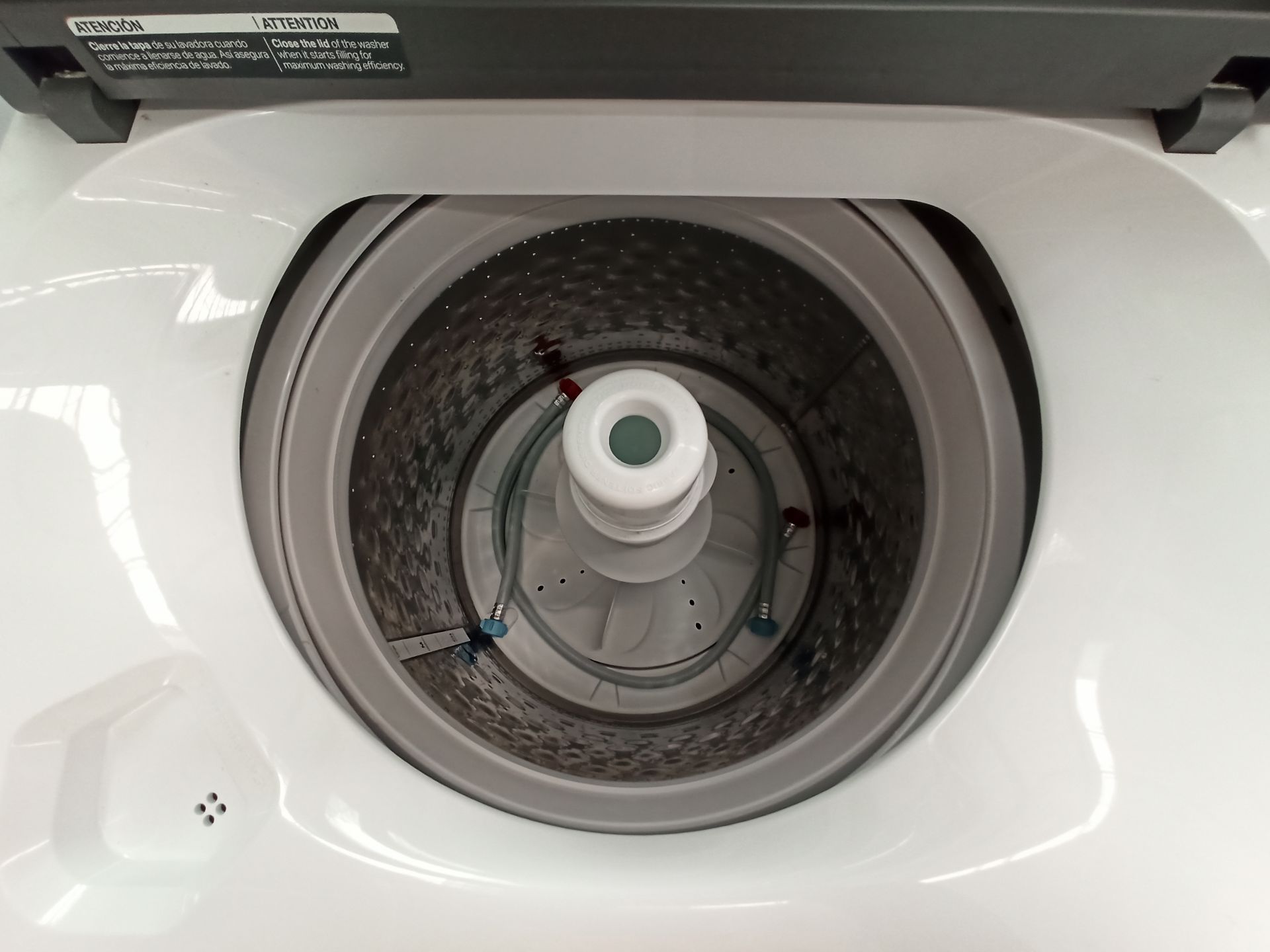 Lote de 2 Lavadoras contiene: 1 Lavadora de 18 KG Marca WHIRLPOOL, Modelo 8MWTW1823WJM0, Serie HLB1 - Image 7 of 17