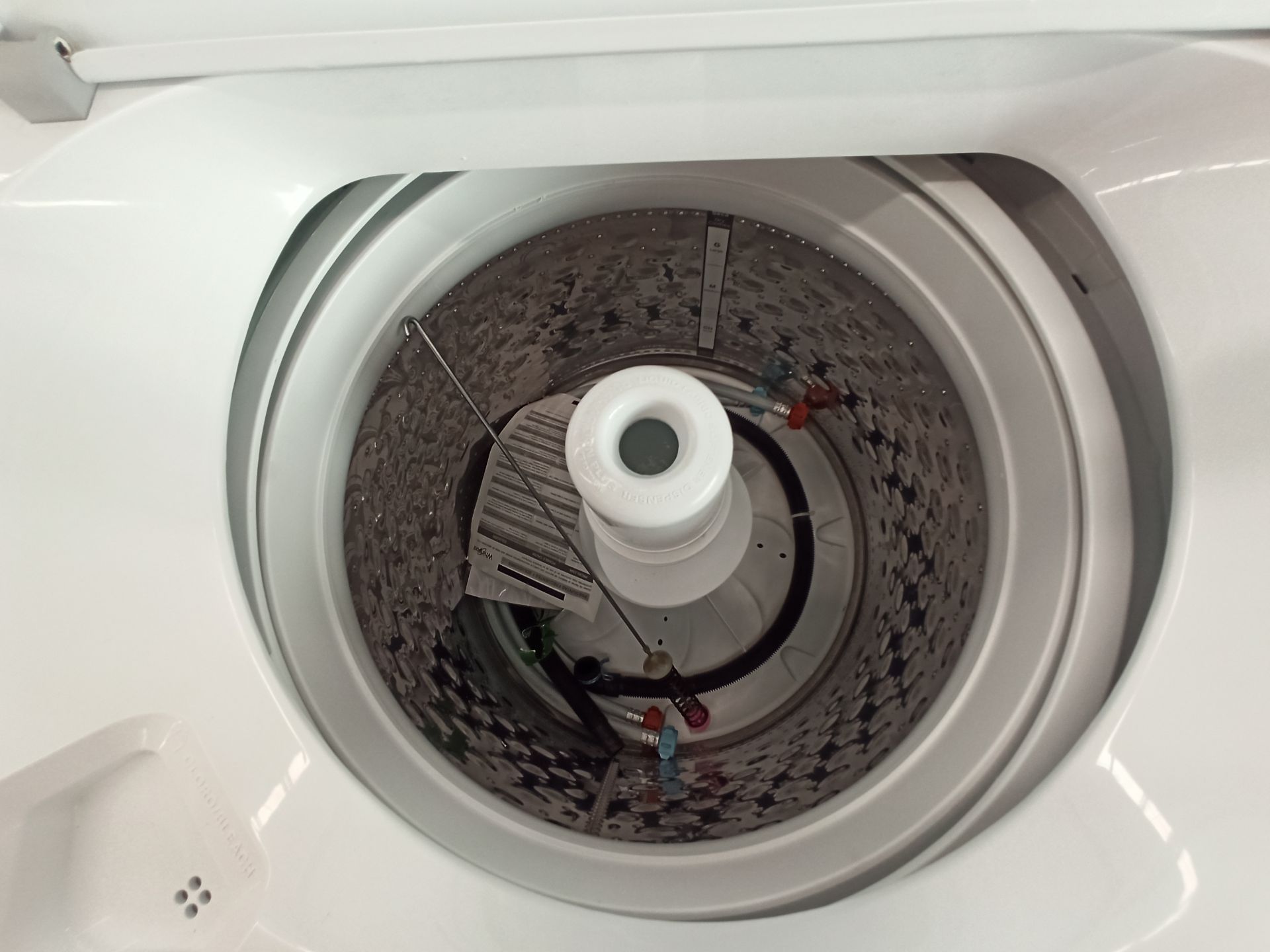 Lote de 2 lavadoras contiene: 1 Lavadora de 20 KG Marca WHIRLPOOL, Modelo 8MWTW2024MJM0, Serie HLB3 - Image 7 of 18